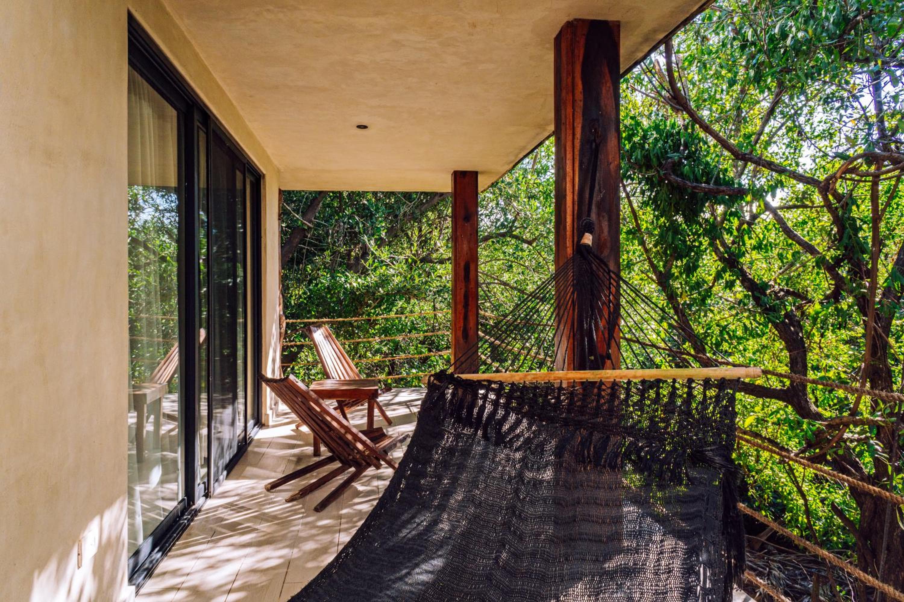 Sunset House — 7