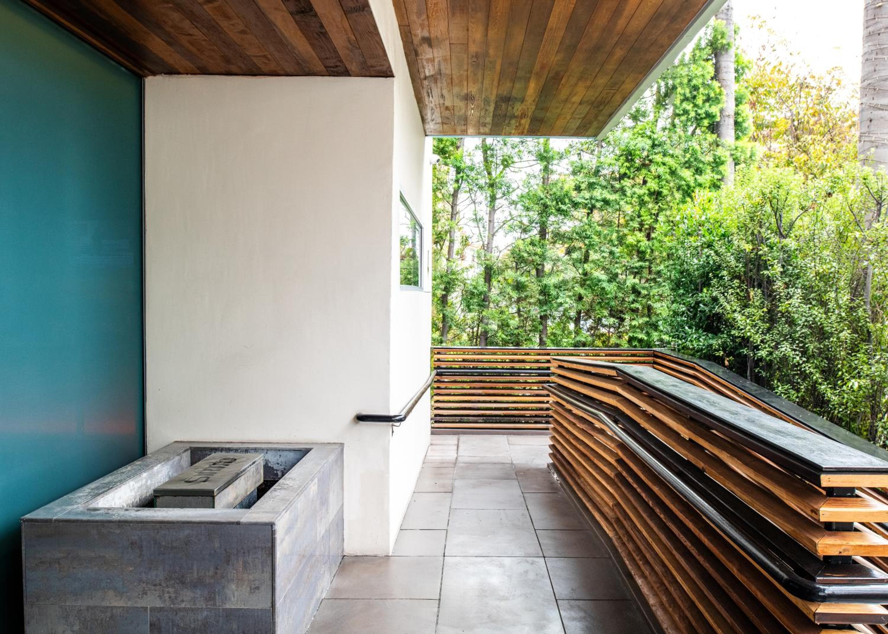 SIRTAJ – Beverly Hills — 12