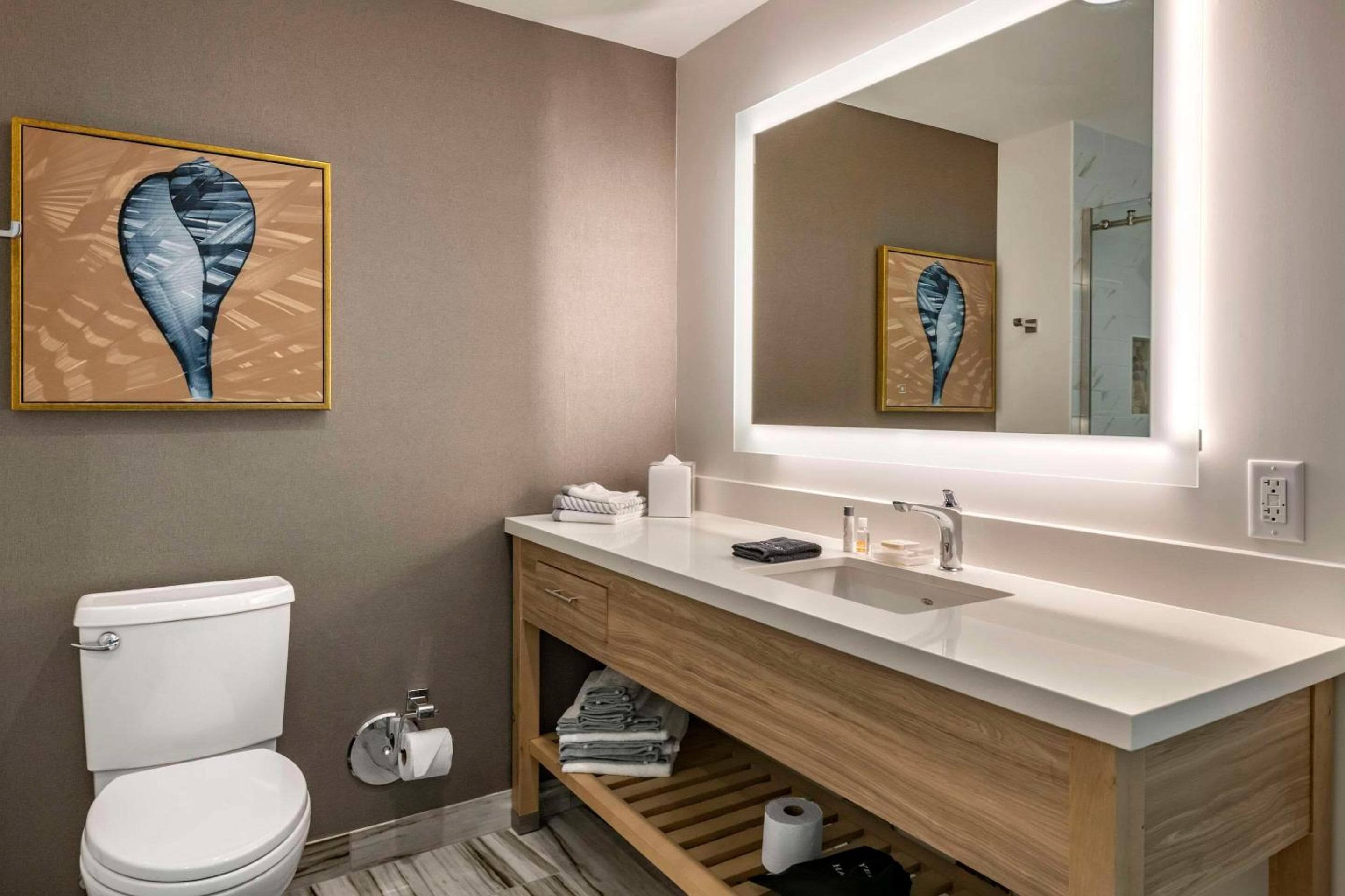 Cambria Hotel Fort Lauderdale Beach — 16