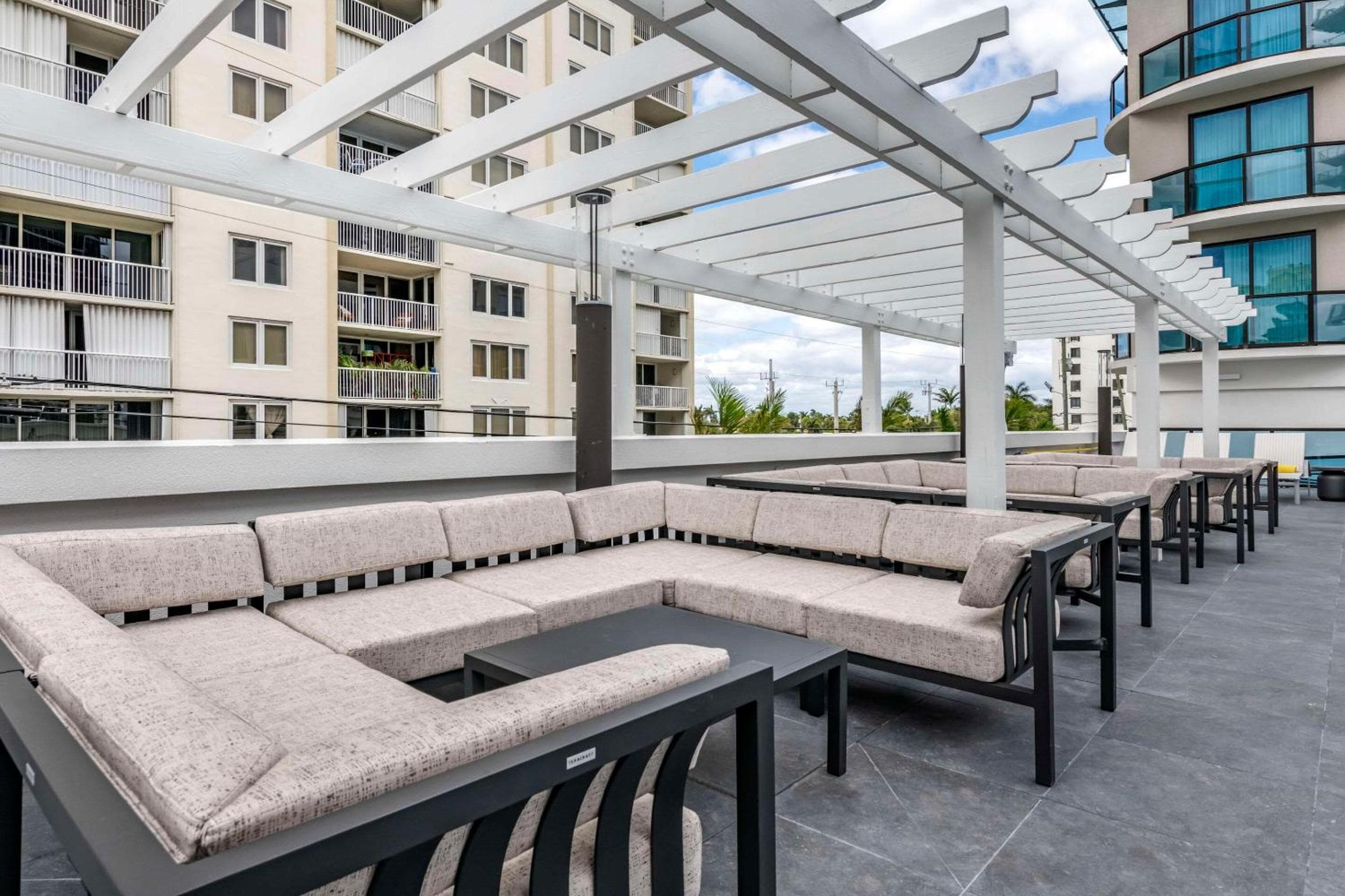 Cambria Hotel Fort Lauderdale Beach — 19