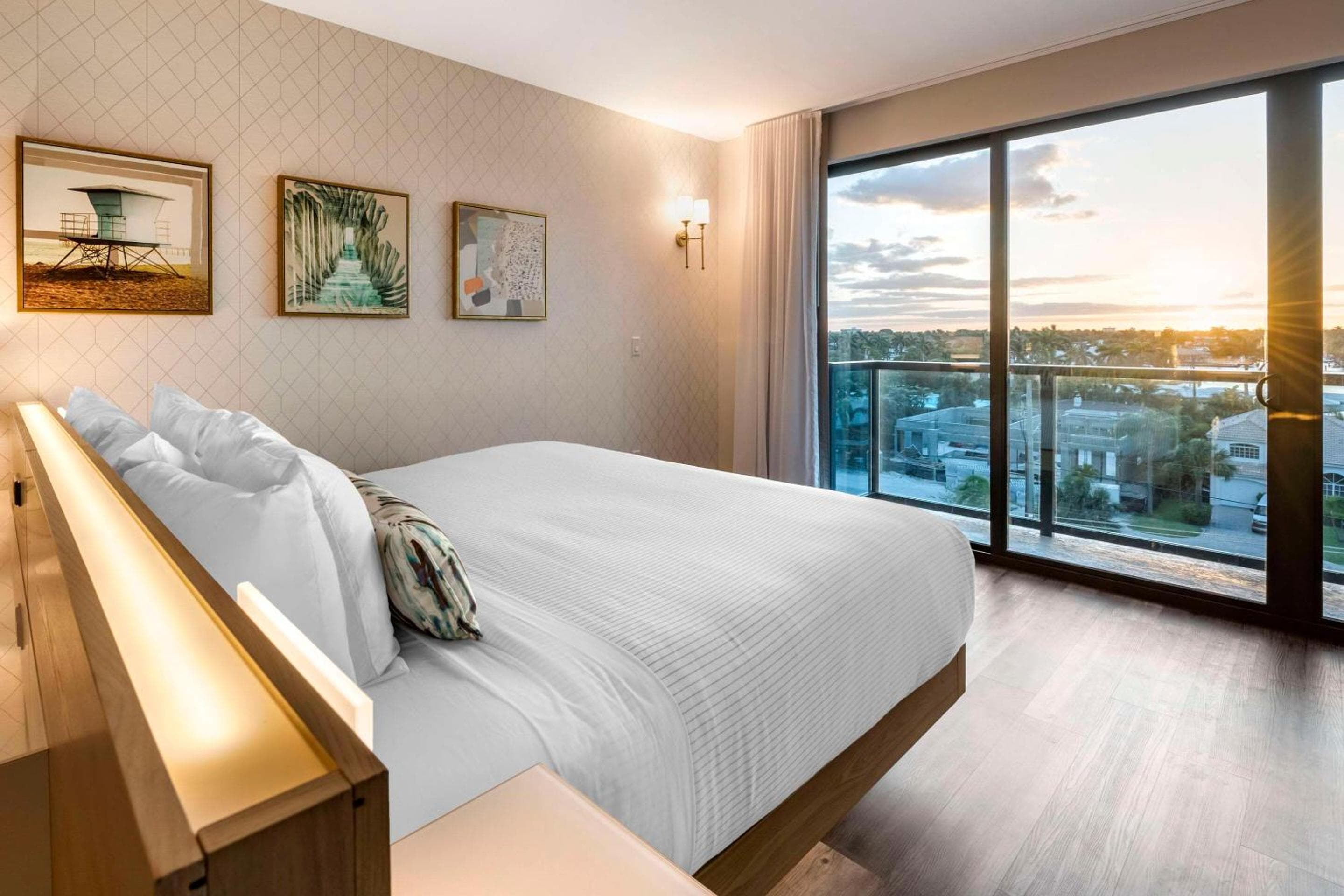 Cambria Hotel Fort Lauderdale Beach — 11
