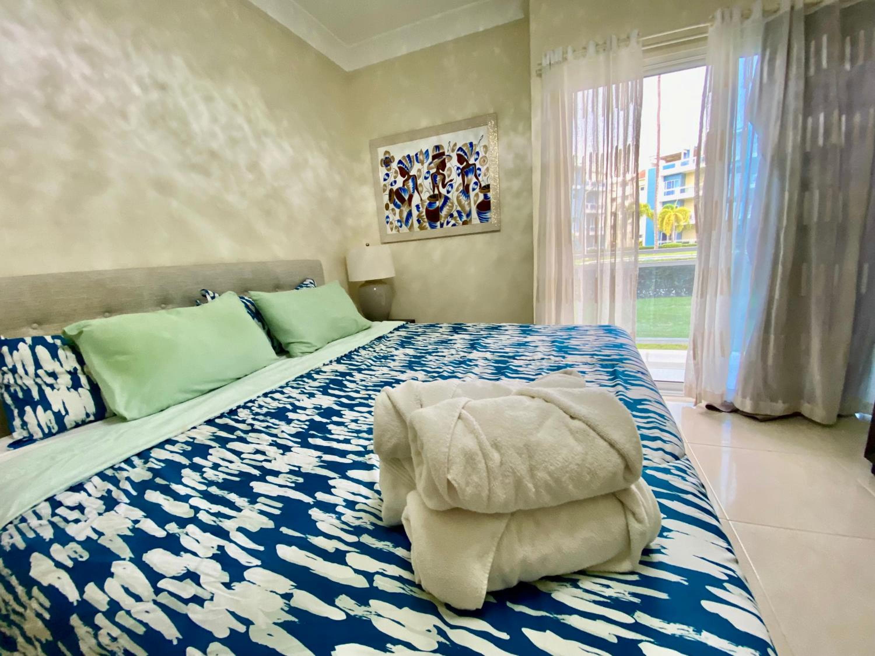 Radiant Realm Residence Free Parking BBQ Central los Corales — 12