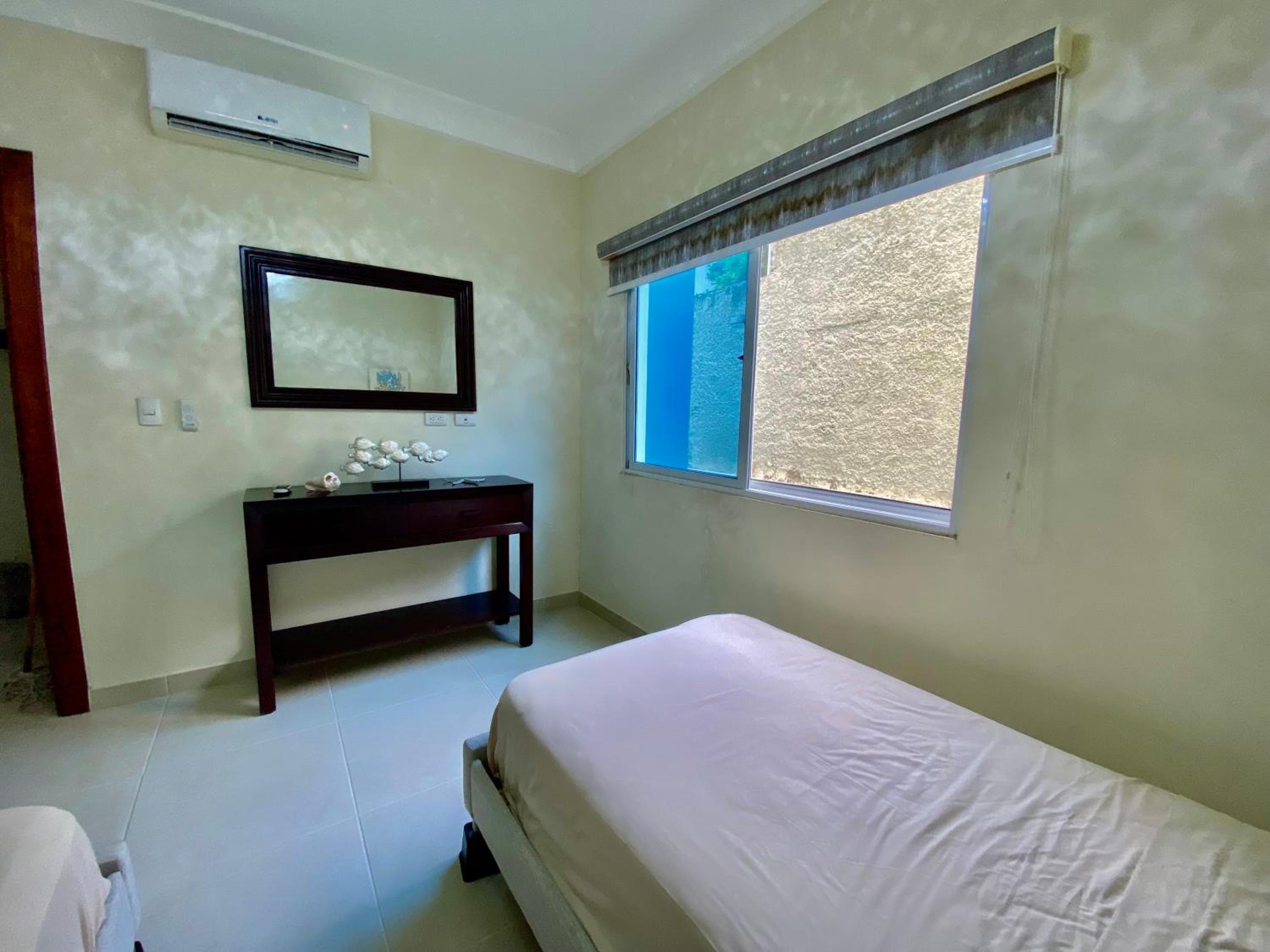 Radiant Realm Residence Free Parking BBQ Central los Corales — 29