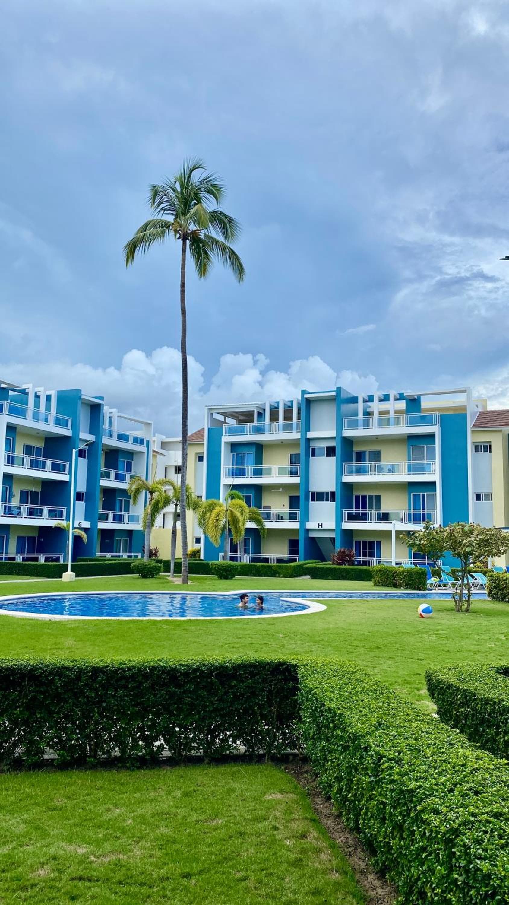 Radiant Realm Residence Free Parking BBQ Central los Corales — 5