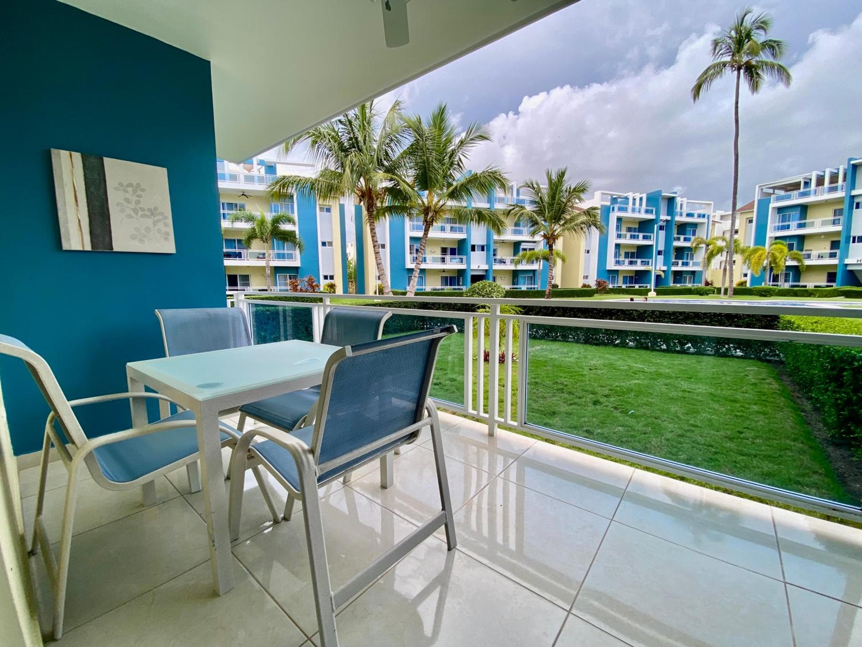 Radiant Realm Residence Free Parking BBQ Central los Corales — 1