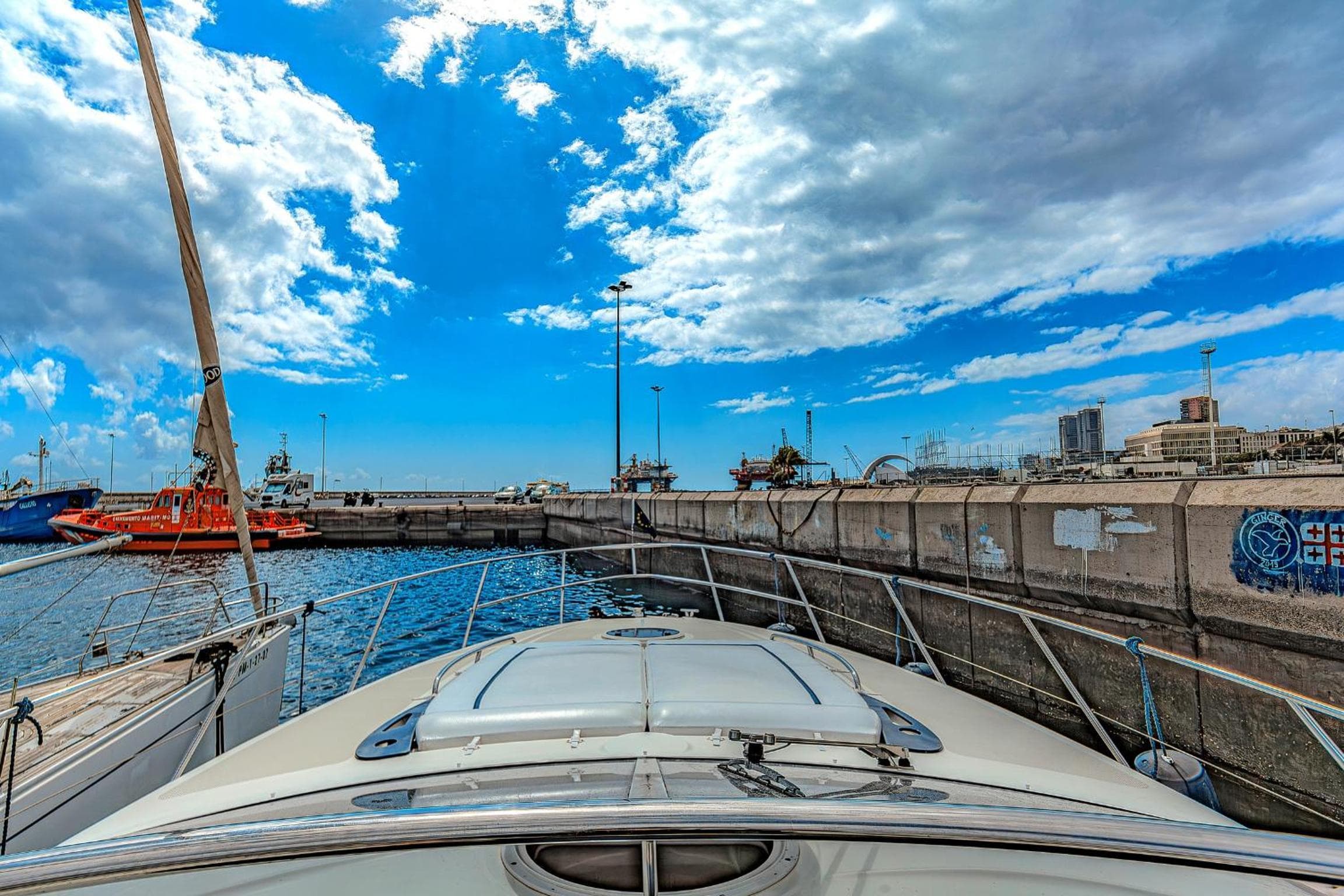Luxury Yacht Santa Cruz de Tenerife — 3