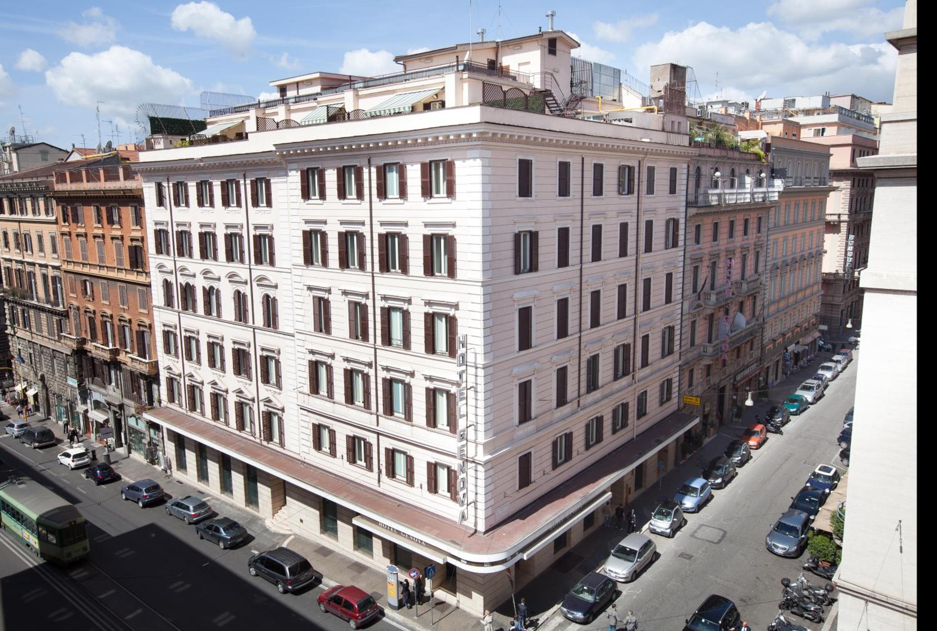 Hotel Genova — 8