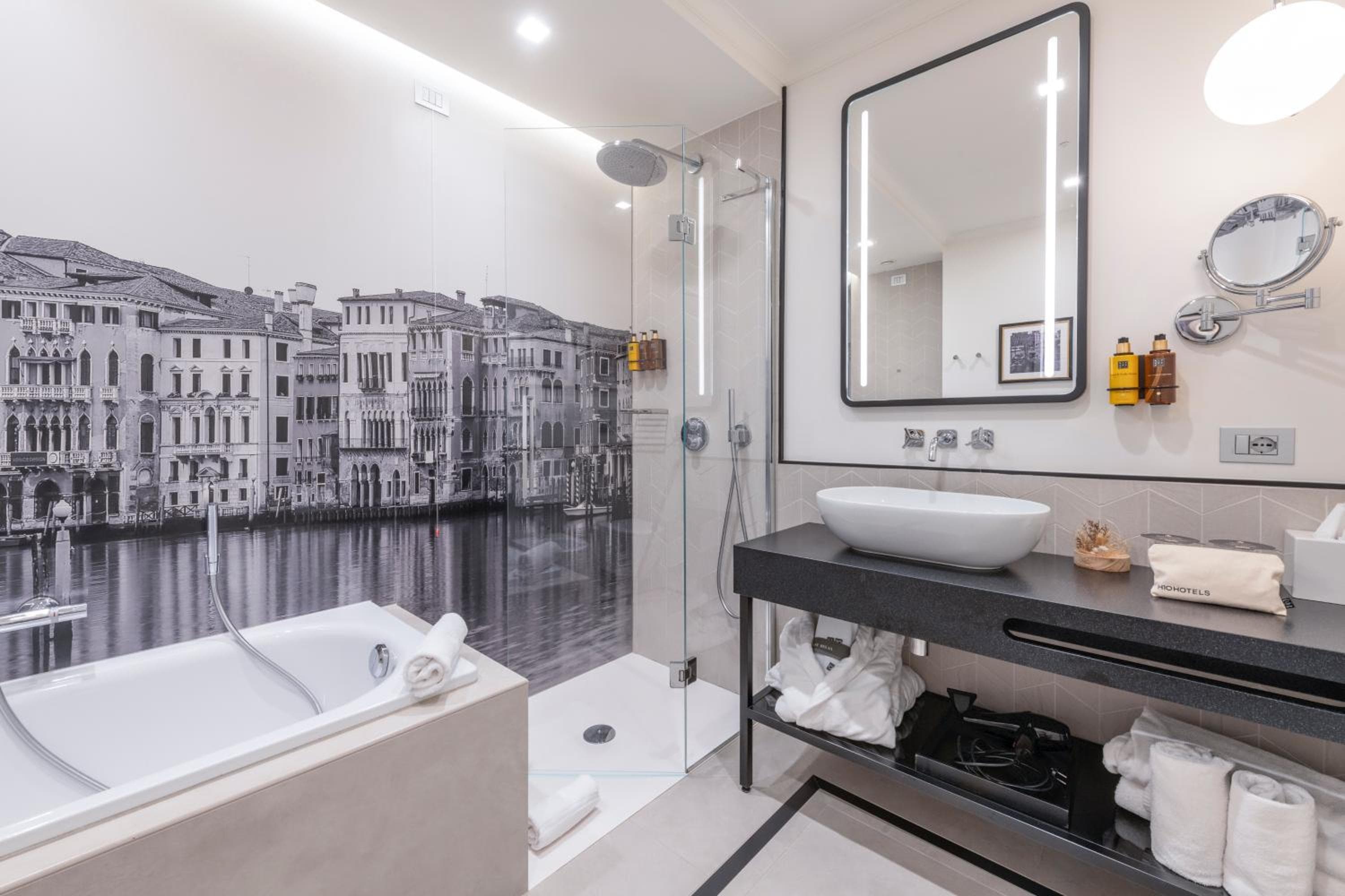 H10 Palazzo Canova hotel, 744 Riva del Vin, Venice, Italy — photo 46