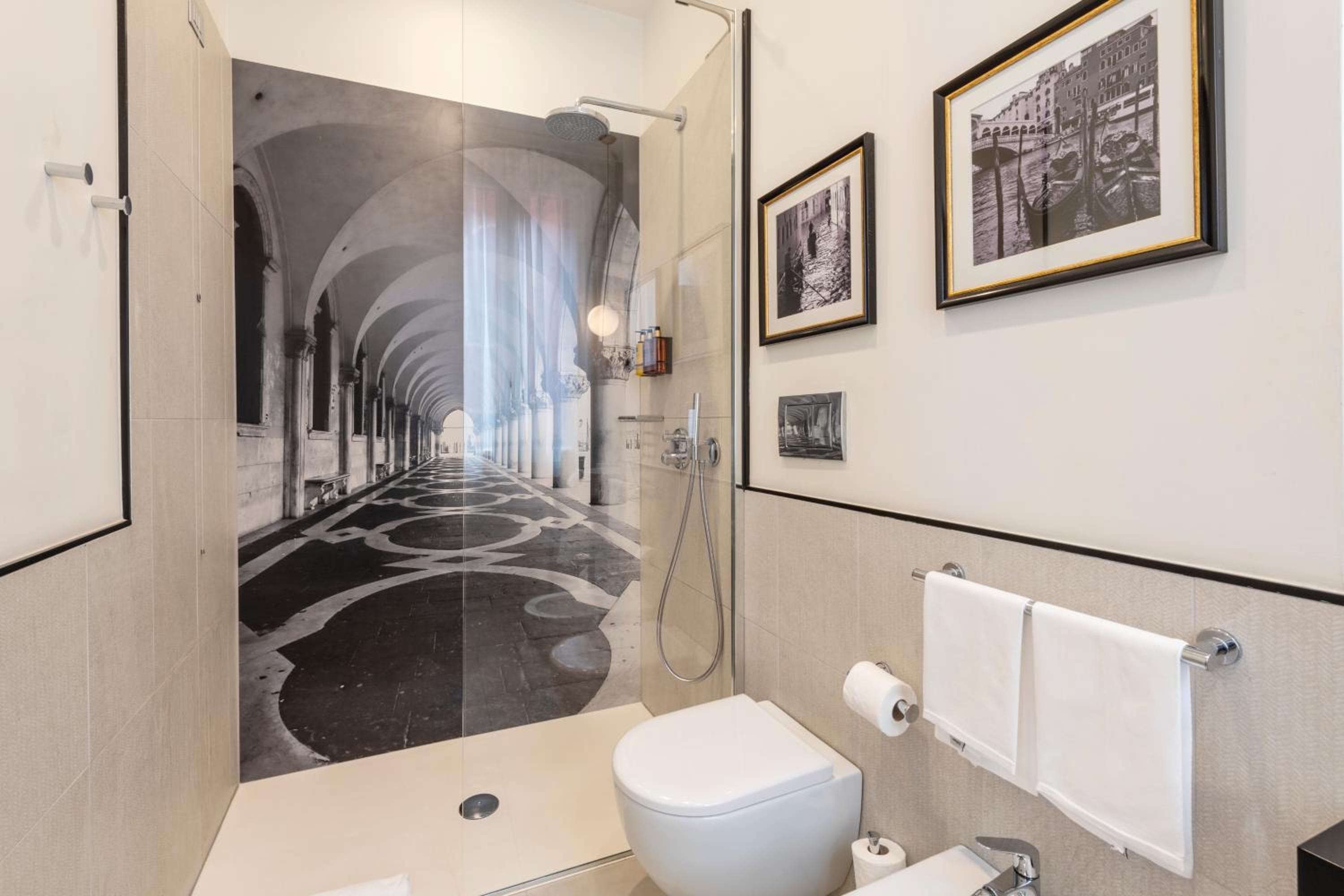 H10 Palazzo Canova hotel, 744 Riva del Vin, Venice, Italy — photo 153