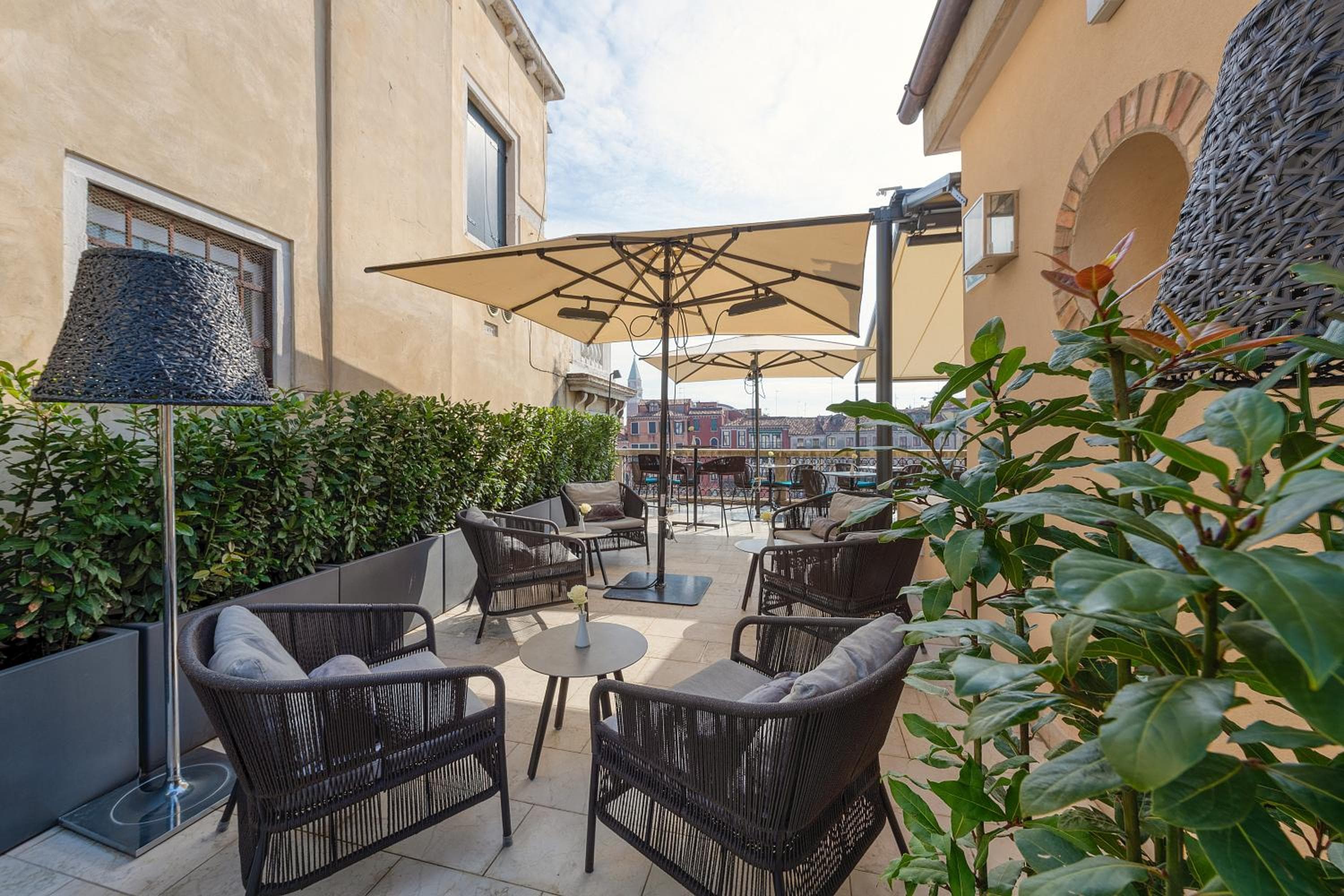 H10 Palazzo Canova hotel, 744 Riva del Vin, Venice, Italy — photo 161