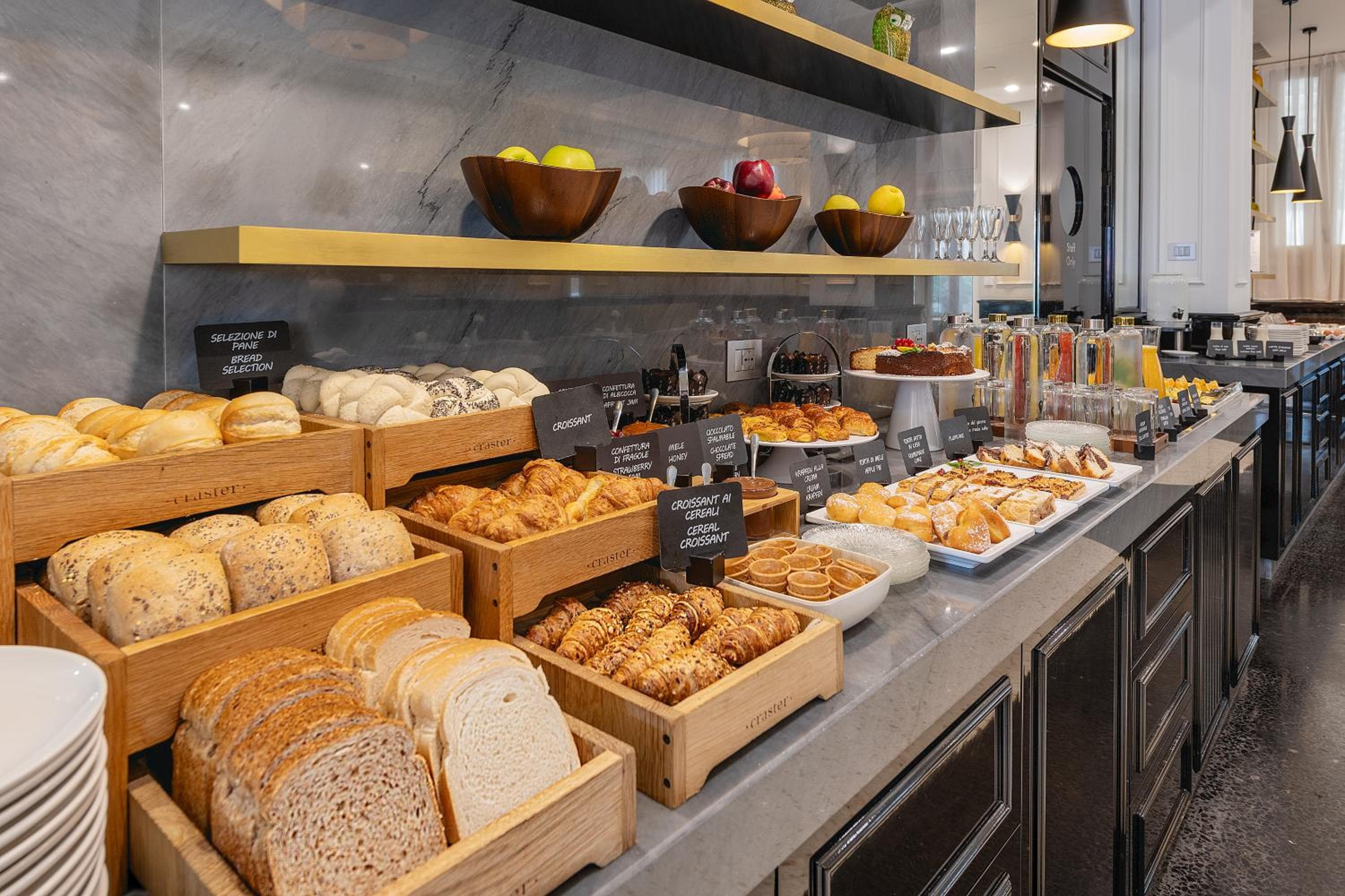 H10 Palazzo Canova hotel, 744 Riva del Vin, Venice, Italy — photo 92