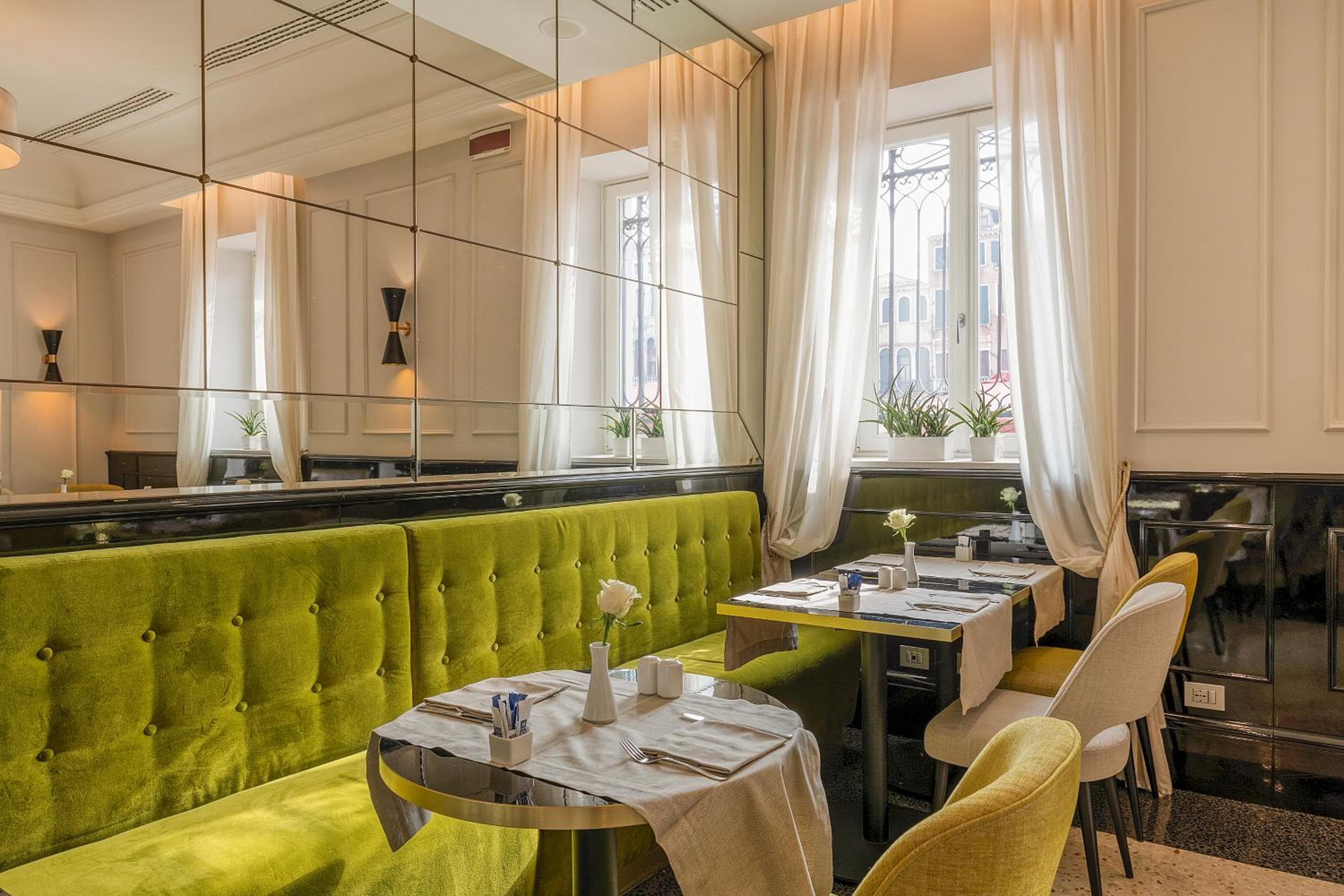 H10 Palazzo Canova hotel, 744 Riva del Vin, Venice, Italy — photo 178