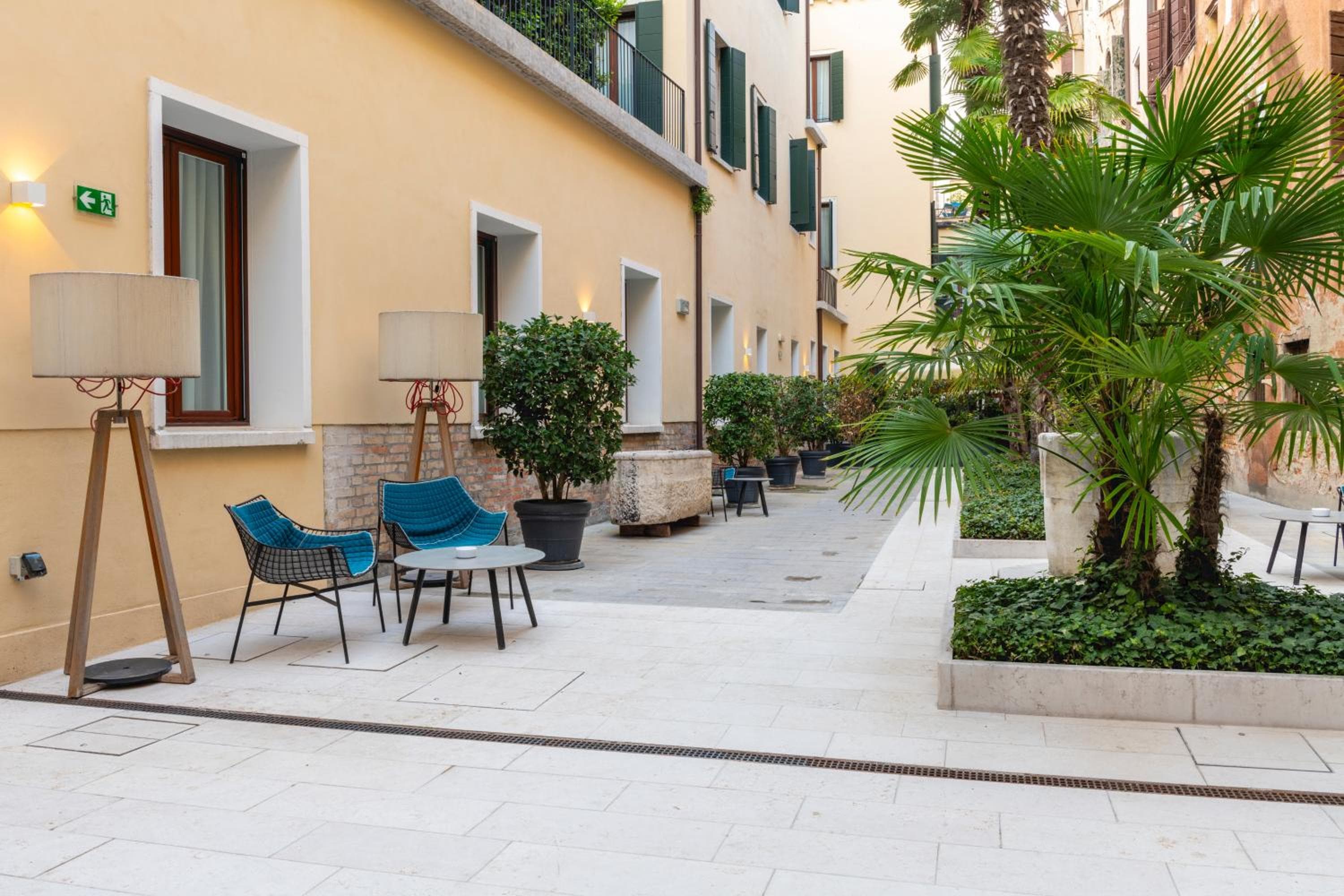 H10 Palazzo Canova hotel, 744 Riva del Vin, Venice, Italy — photo 196