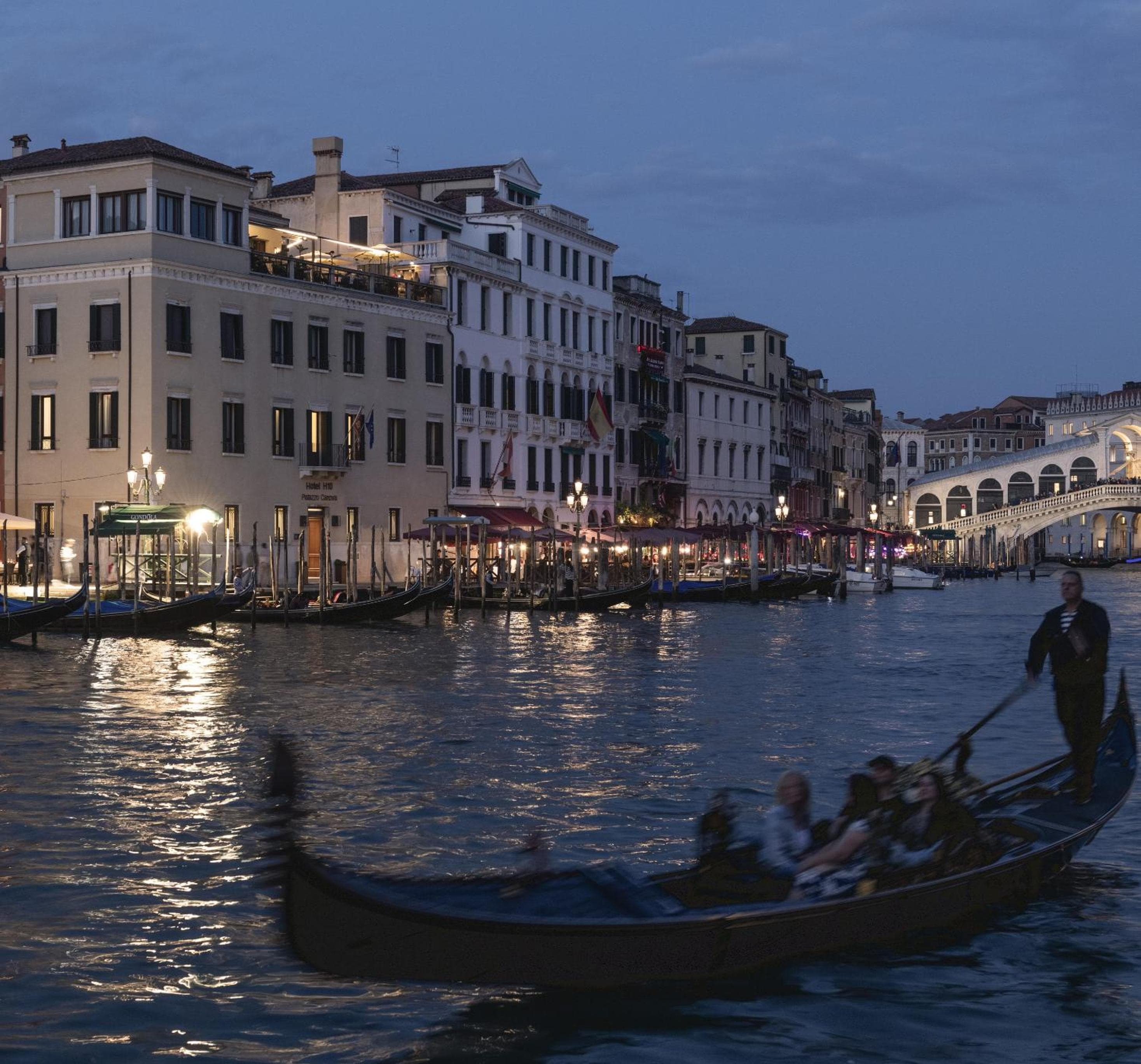 H10 Palazzo Canova hotel, 744 Riva del Vin, Venice, Italy — photo 2