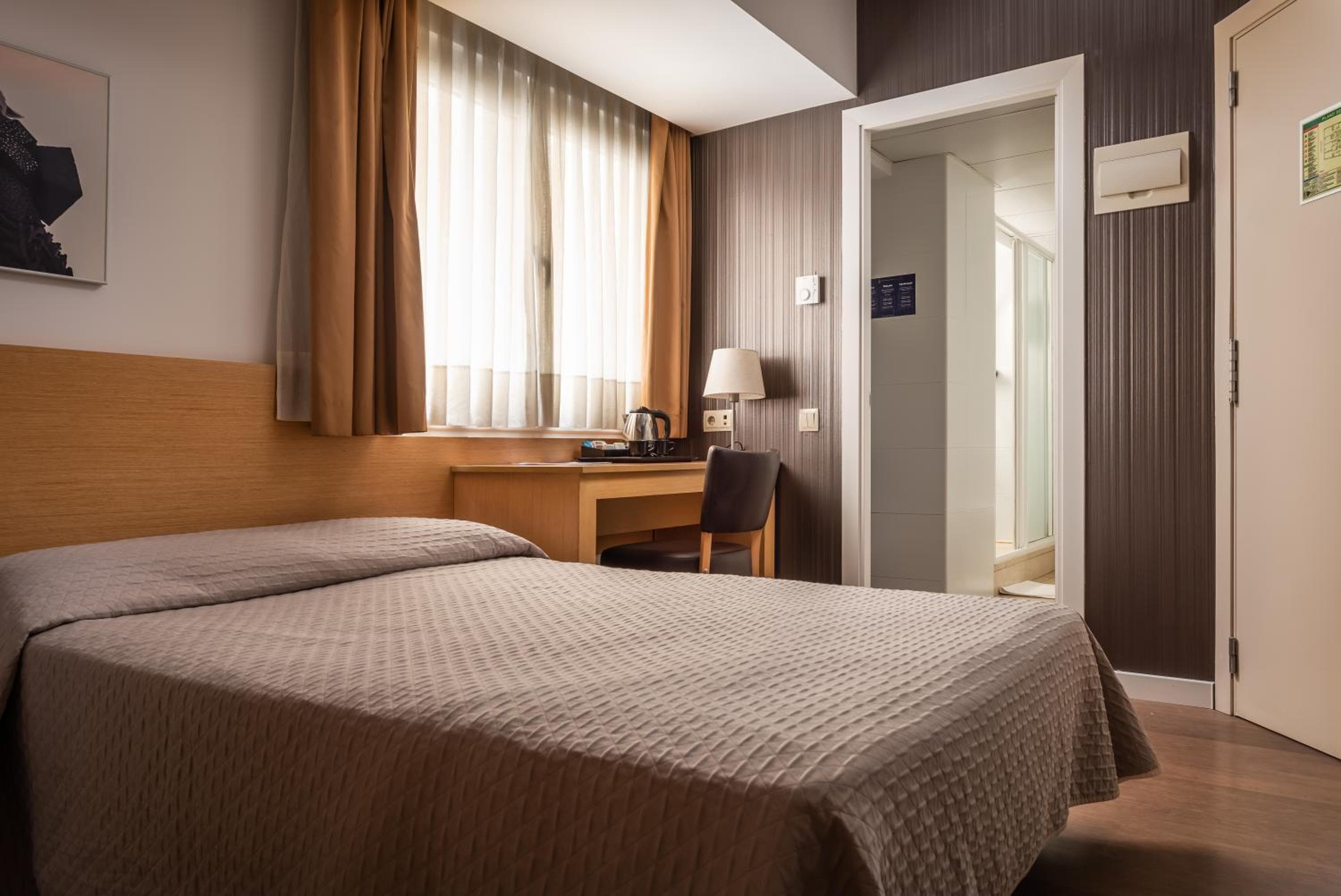 Hotel Sagrada Familia — 29