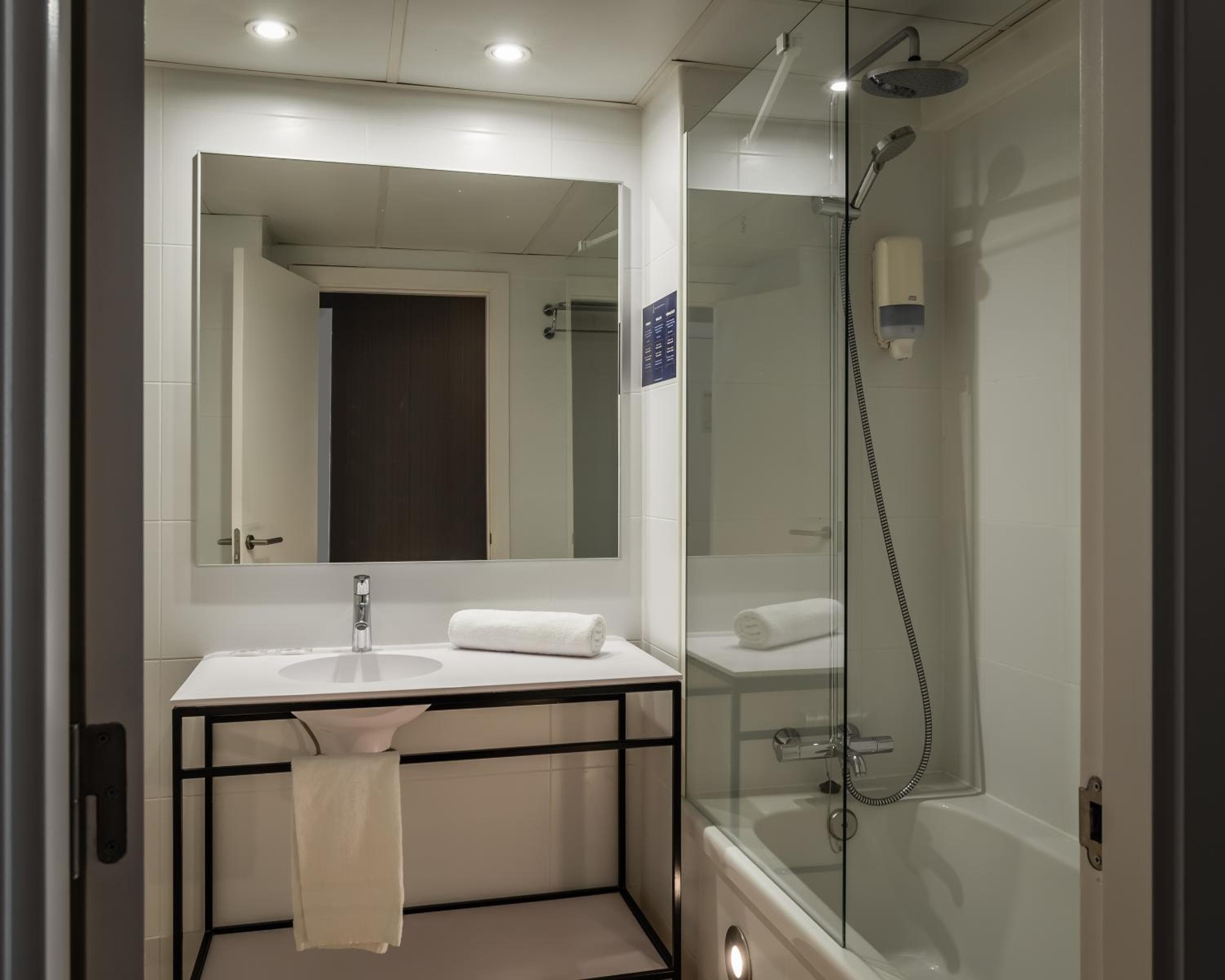 Hotel Sagrada Familia — 21