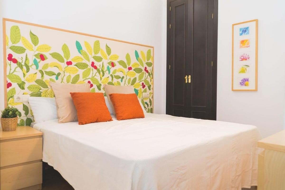 Céntrico Apartamento en Calle Carreteria - Malaga — 1