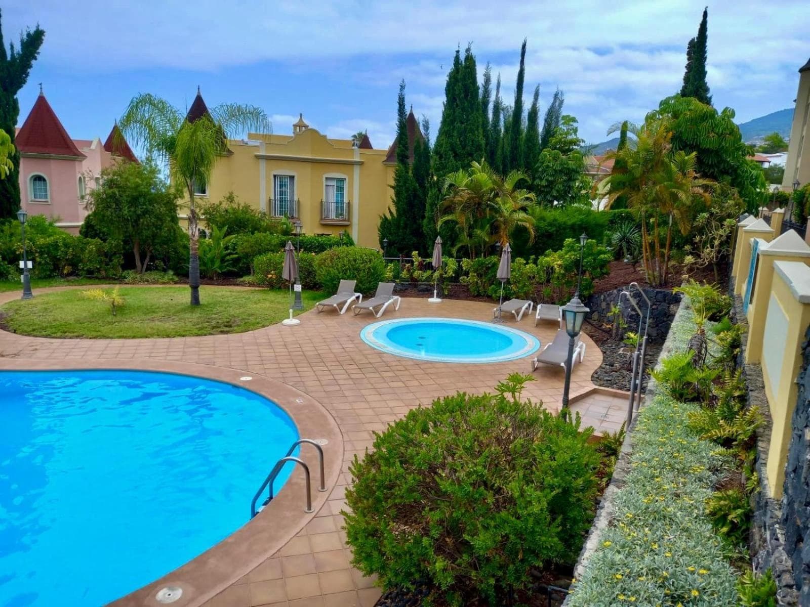Precioso Amplio y comodo apartamento 2 dorm con piscina, terraza y BBQ — 2
