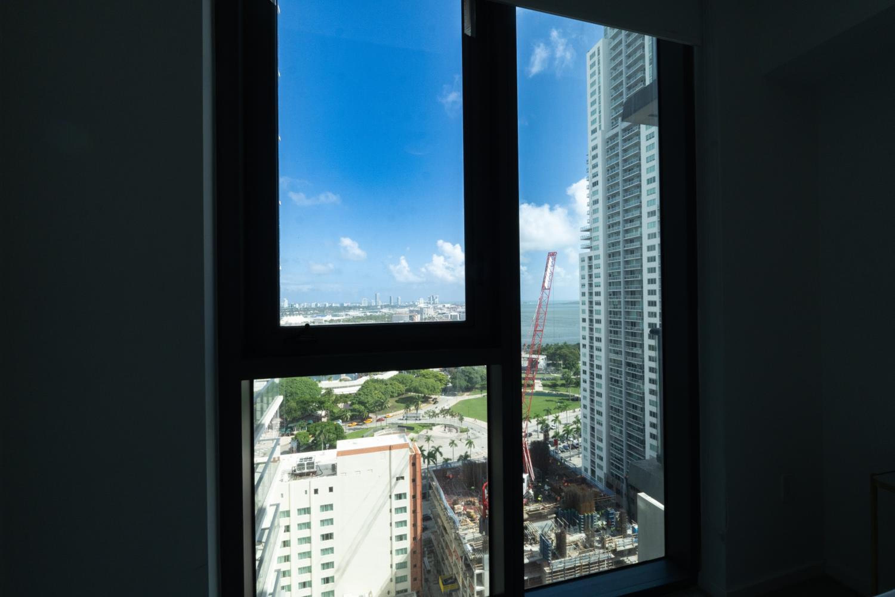 Miami Biscayne Bay Fortress! High Rise Water Views, Lux! — 18