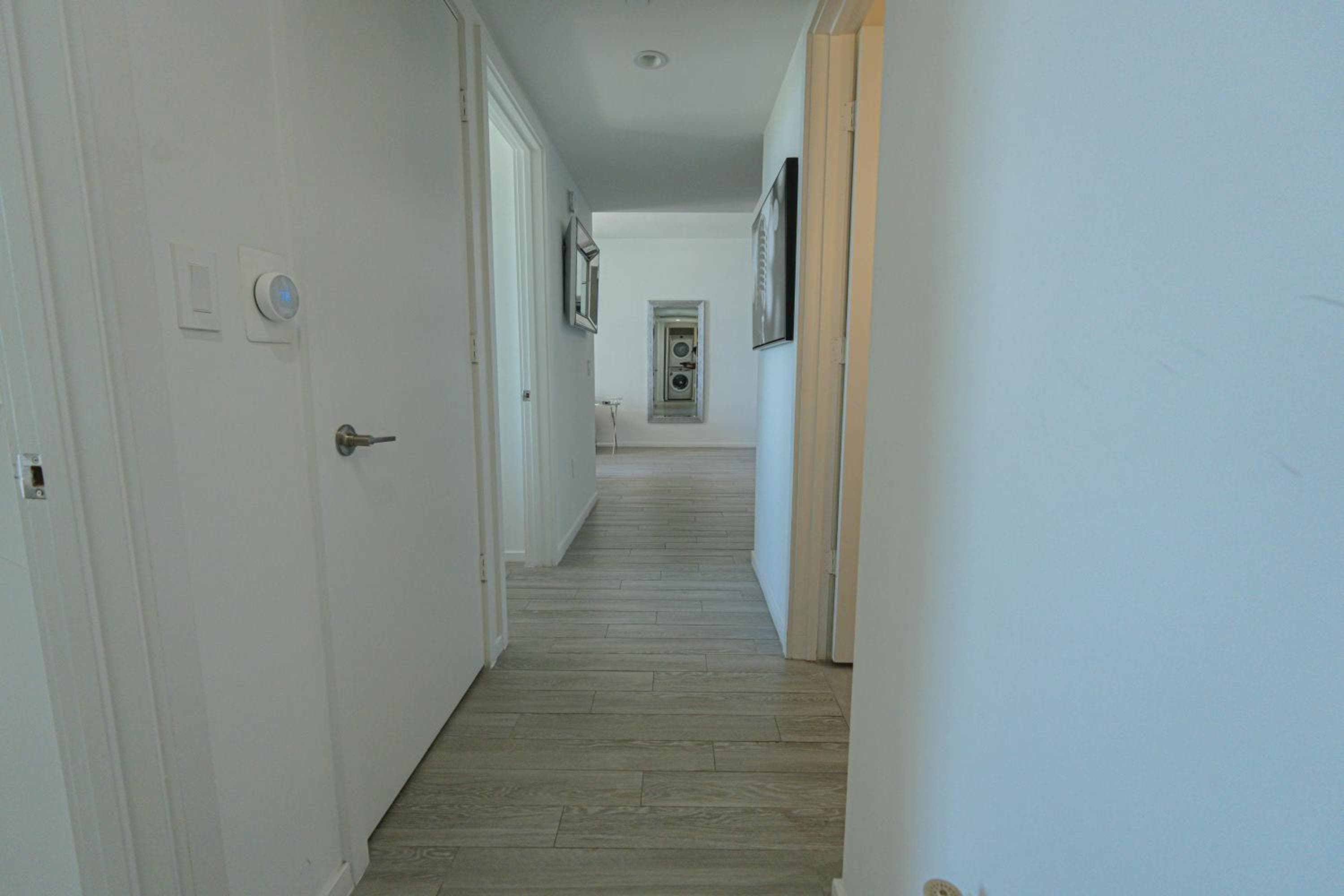 Miami Biscayne Bay Fortress! High Rise Water Views, Lux! — 3