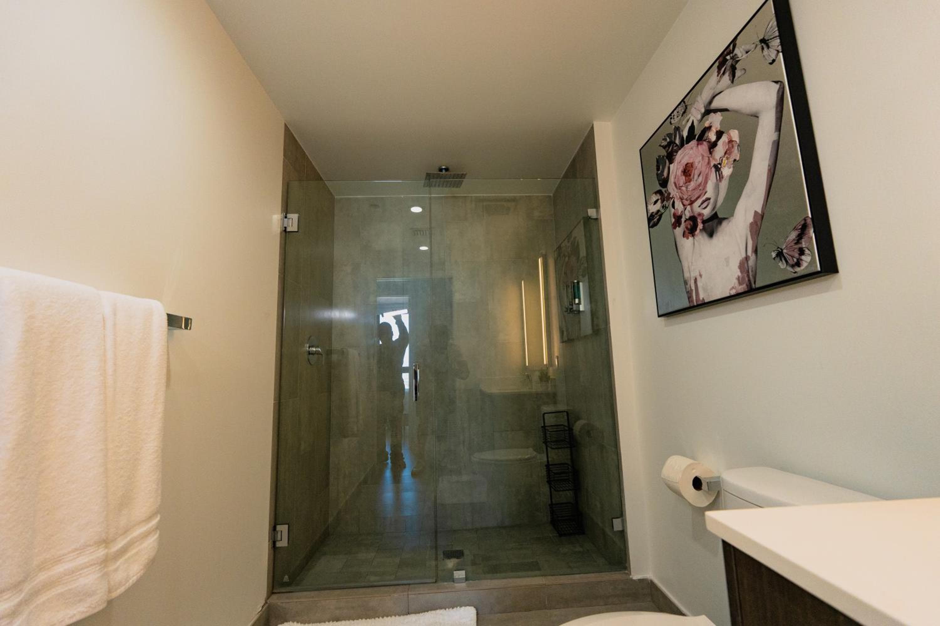 Miami Biscayne Bay Fortress! High Rise Water Views, Lux! — 12