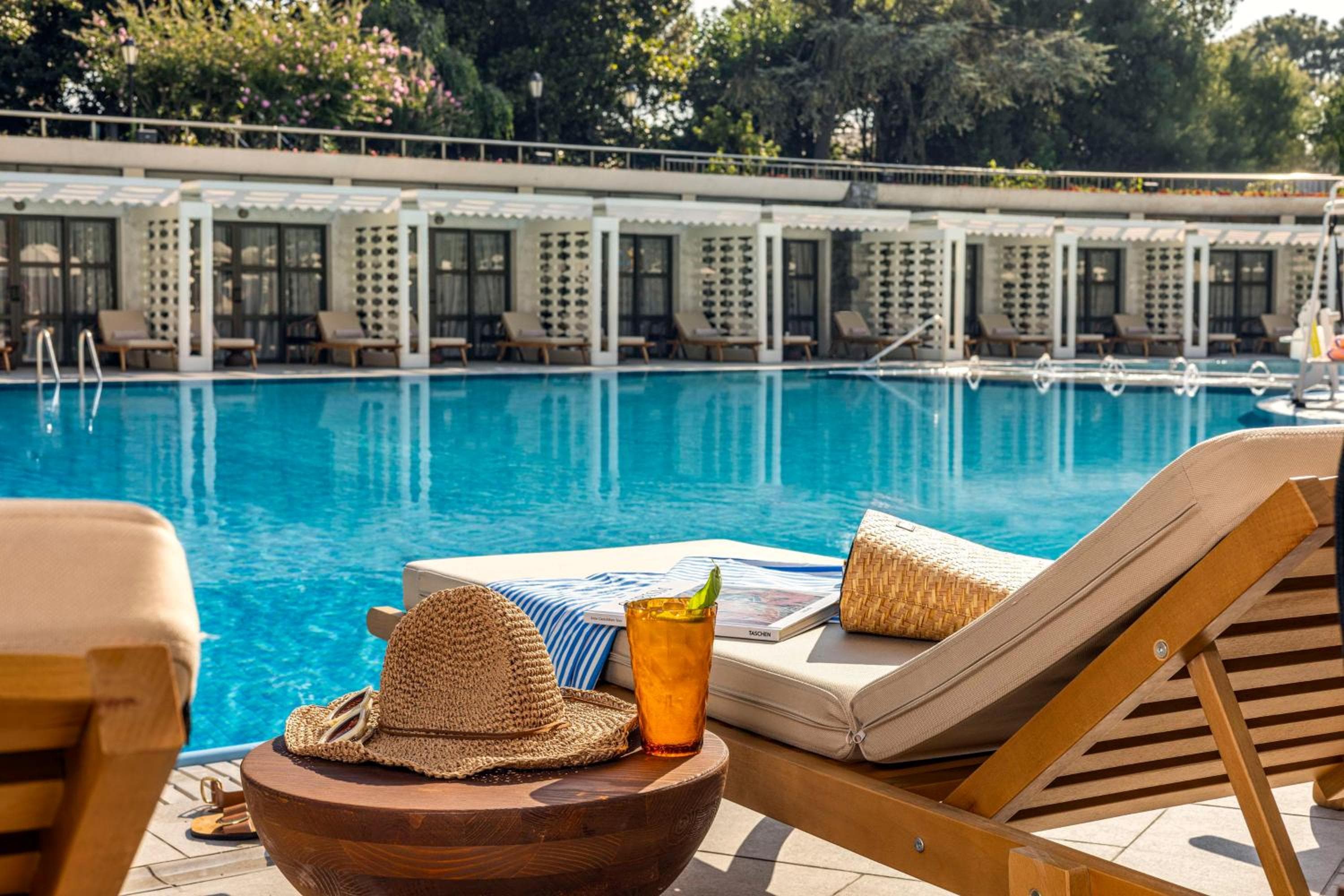Hilton Istanbul Bosphorus — 16