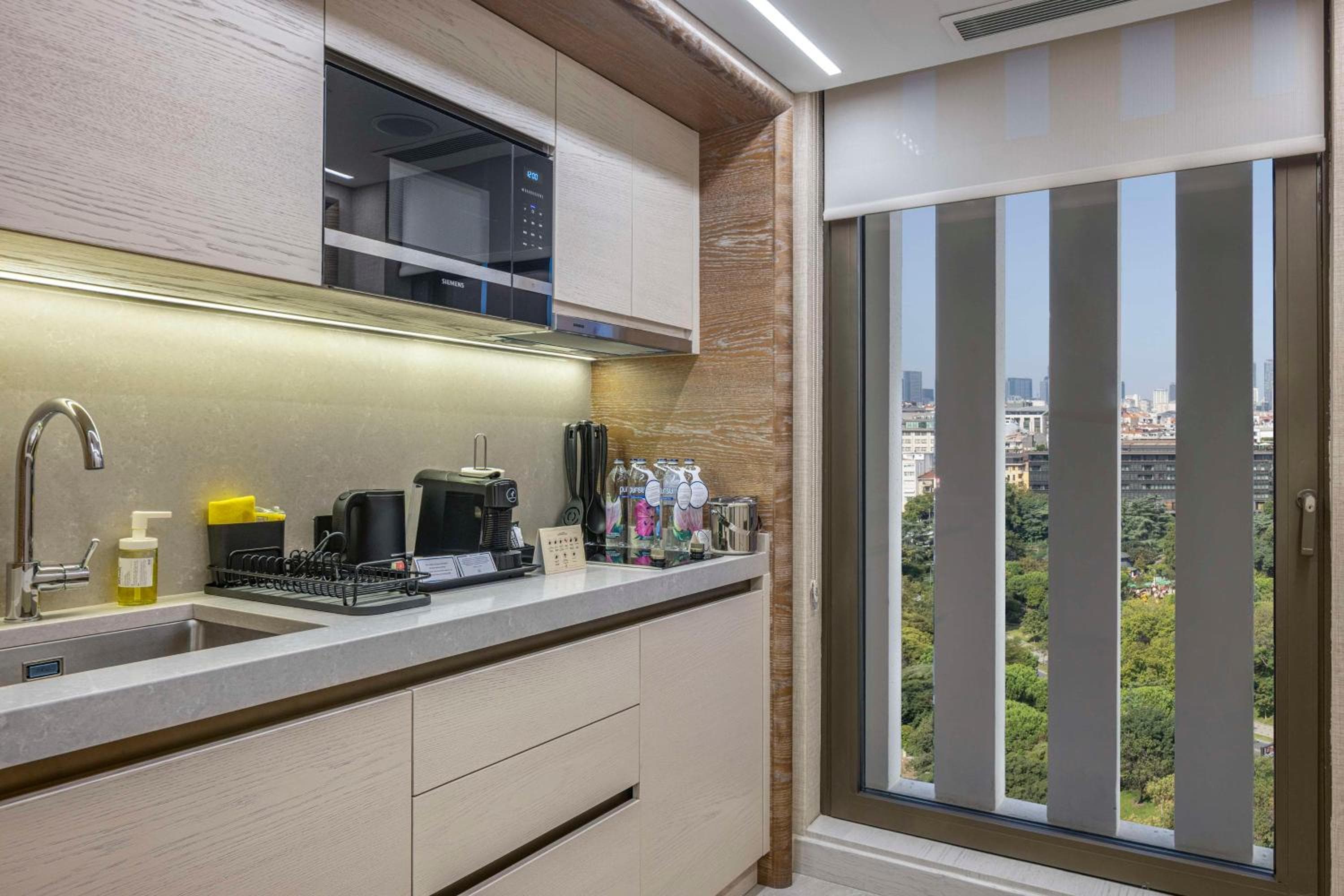 Hilton Istanbul Bosphorus — 29