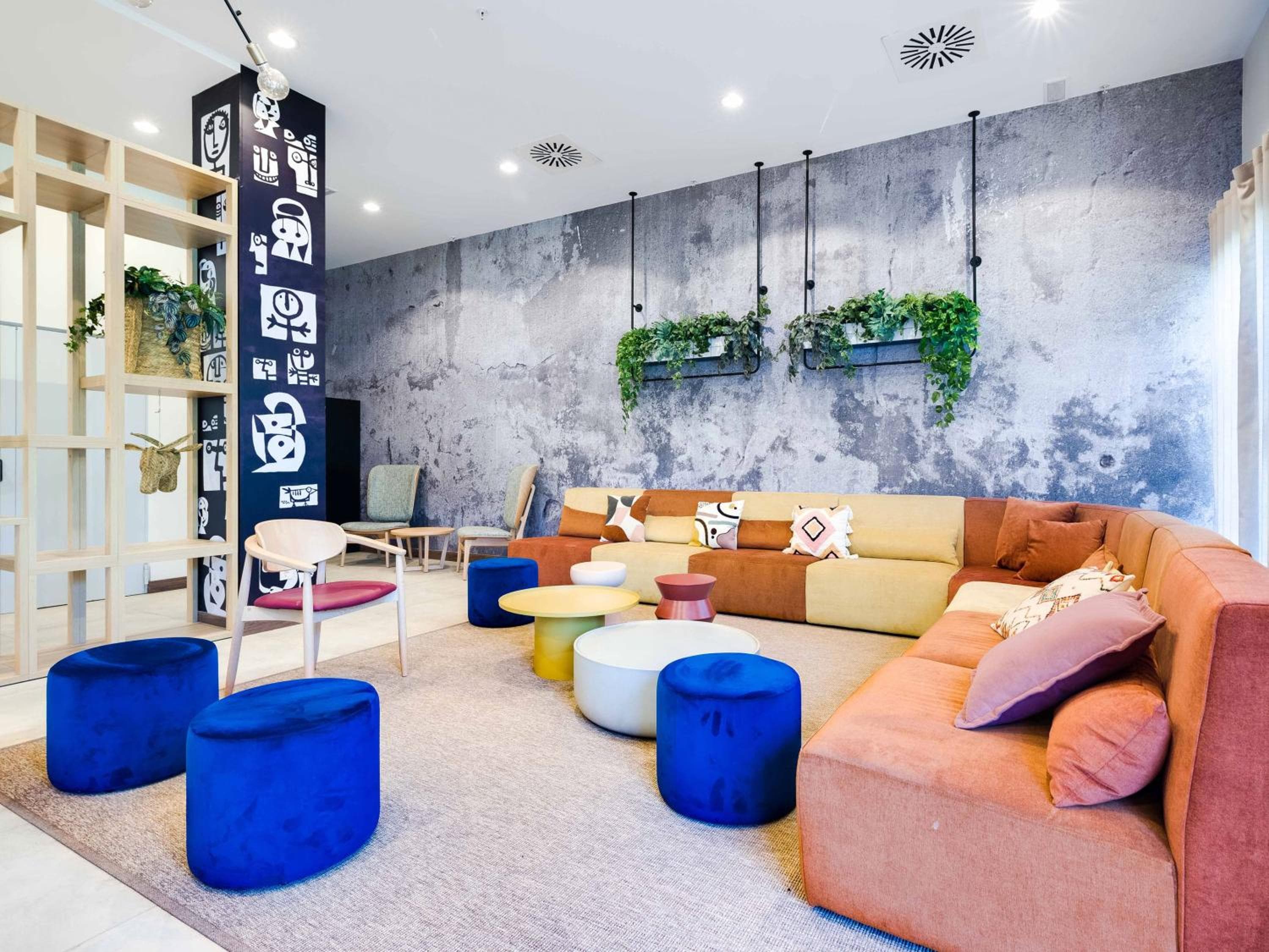 Livensa Living Studios Málaga Feria — 8