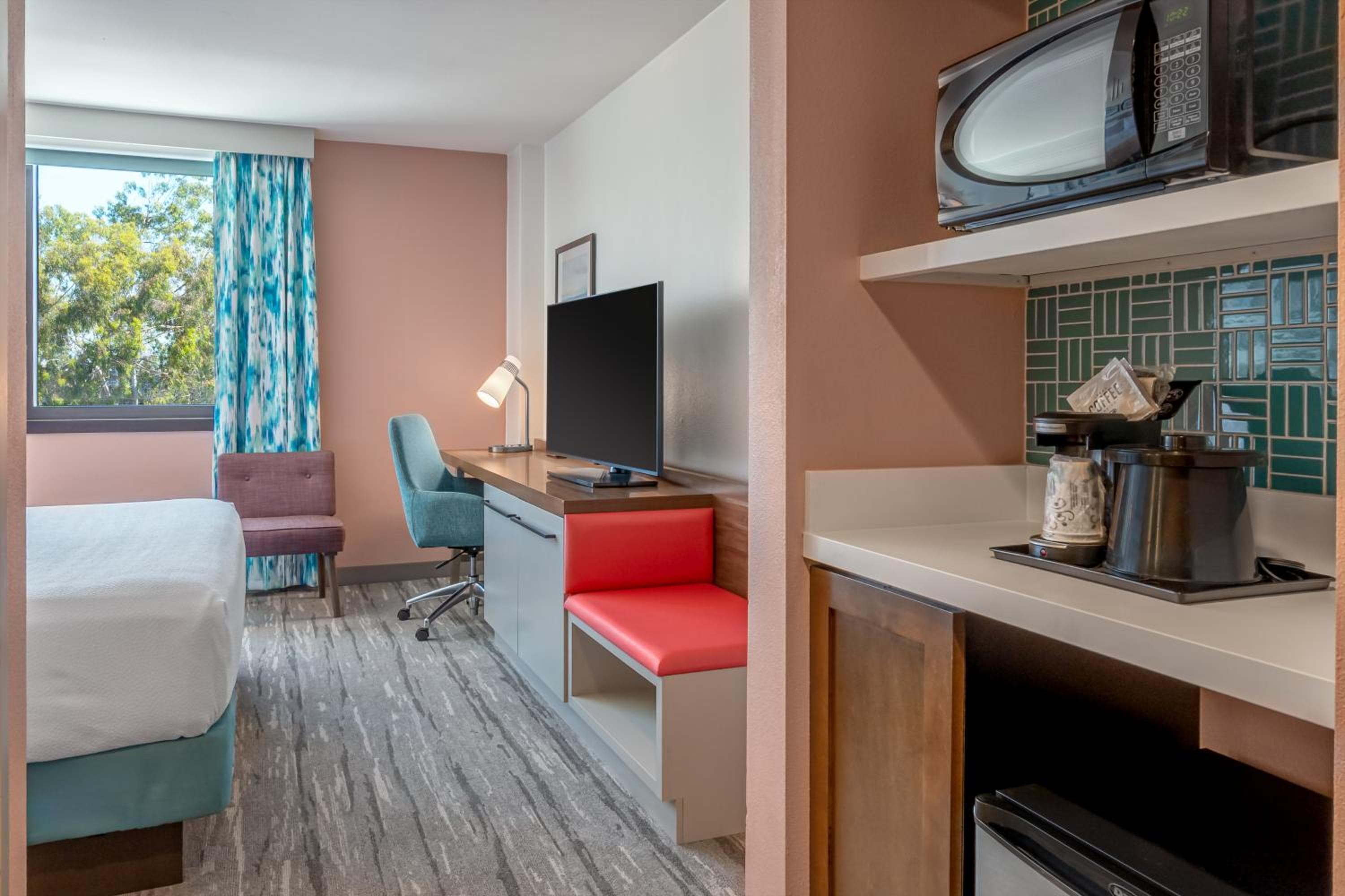 La Quinta by Wyndham LAX — 21