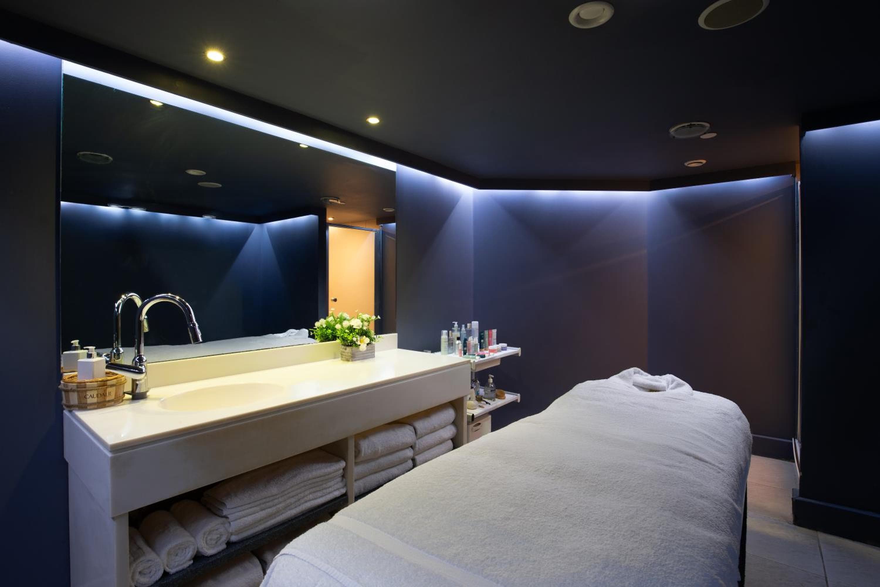 El Chelsea Harbour Hotel y Spa — 4