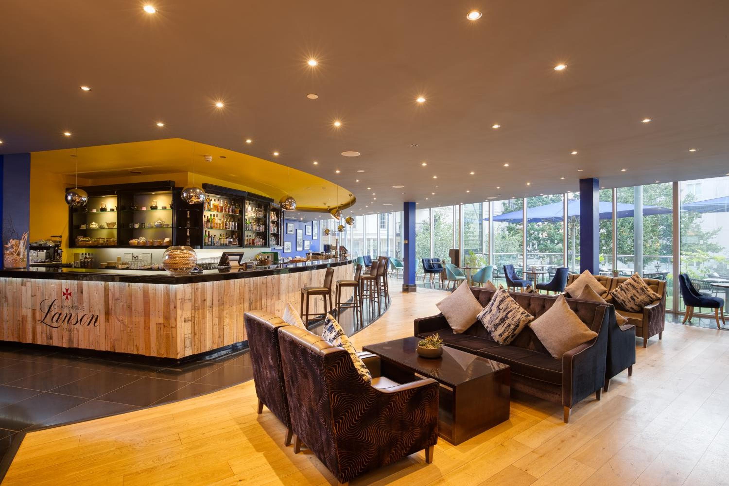 El Chelsea Harbour Hotel y Spa — 13