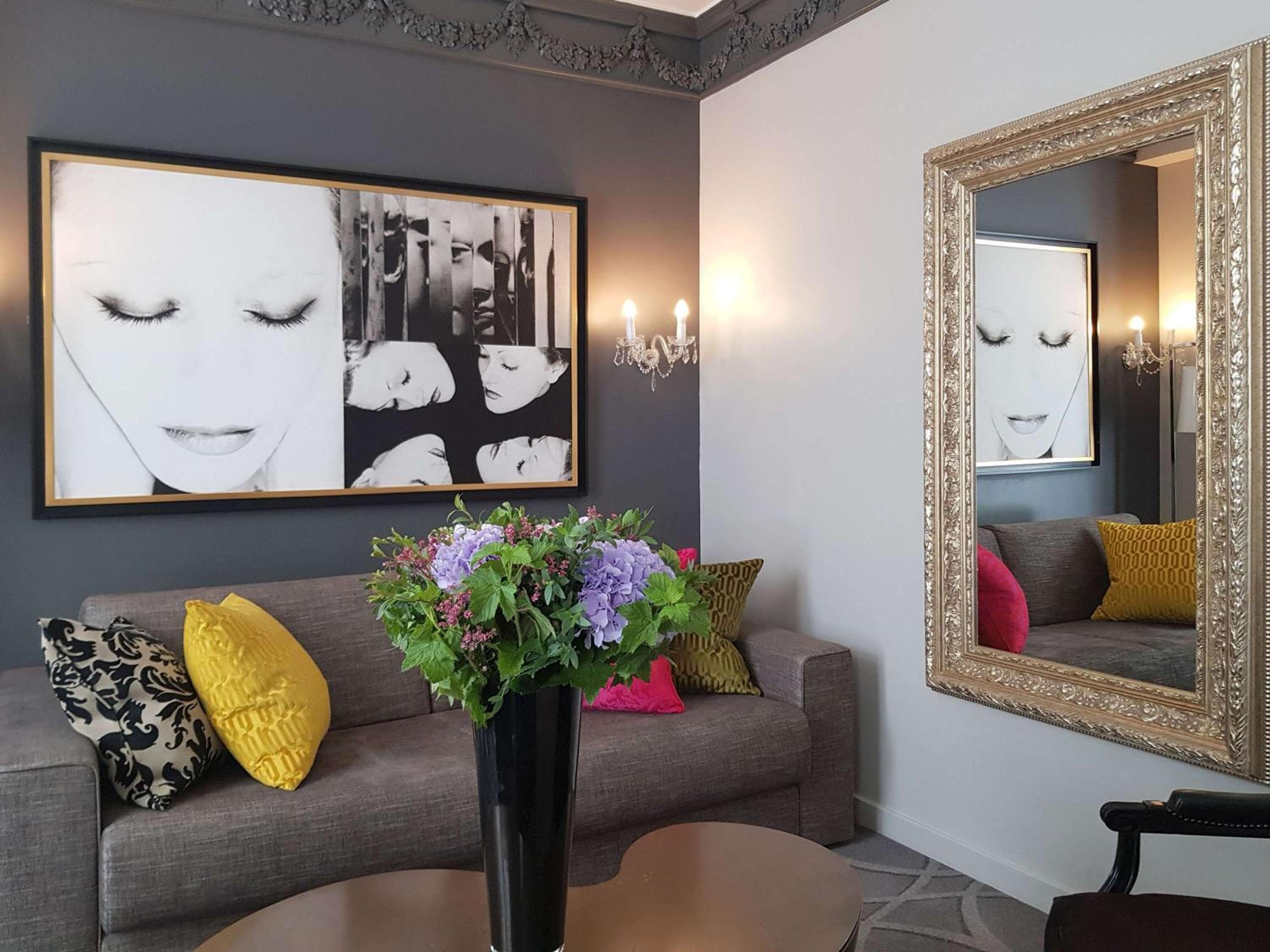 Sofitel Paris Le Faubourg — 12
