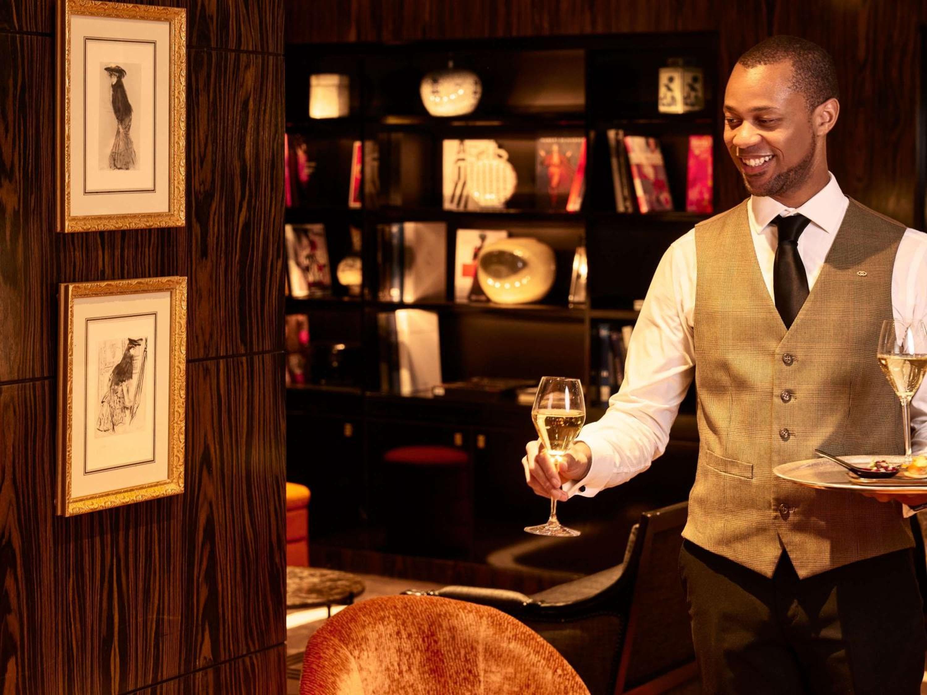 Sofitel Paris Le Faubourg — 15