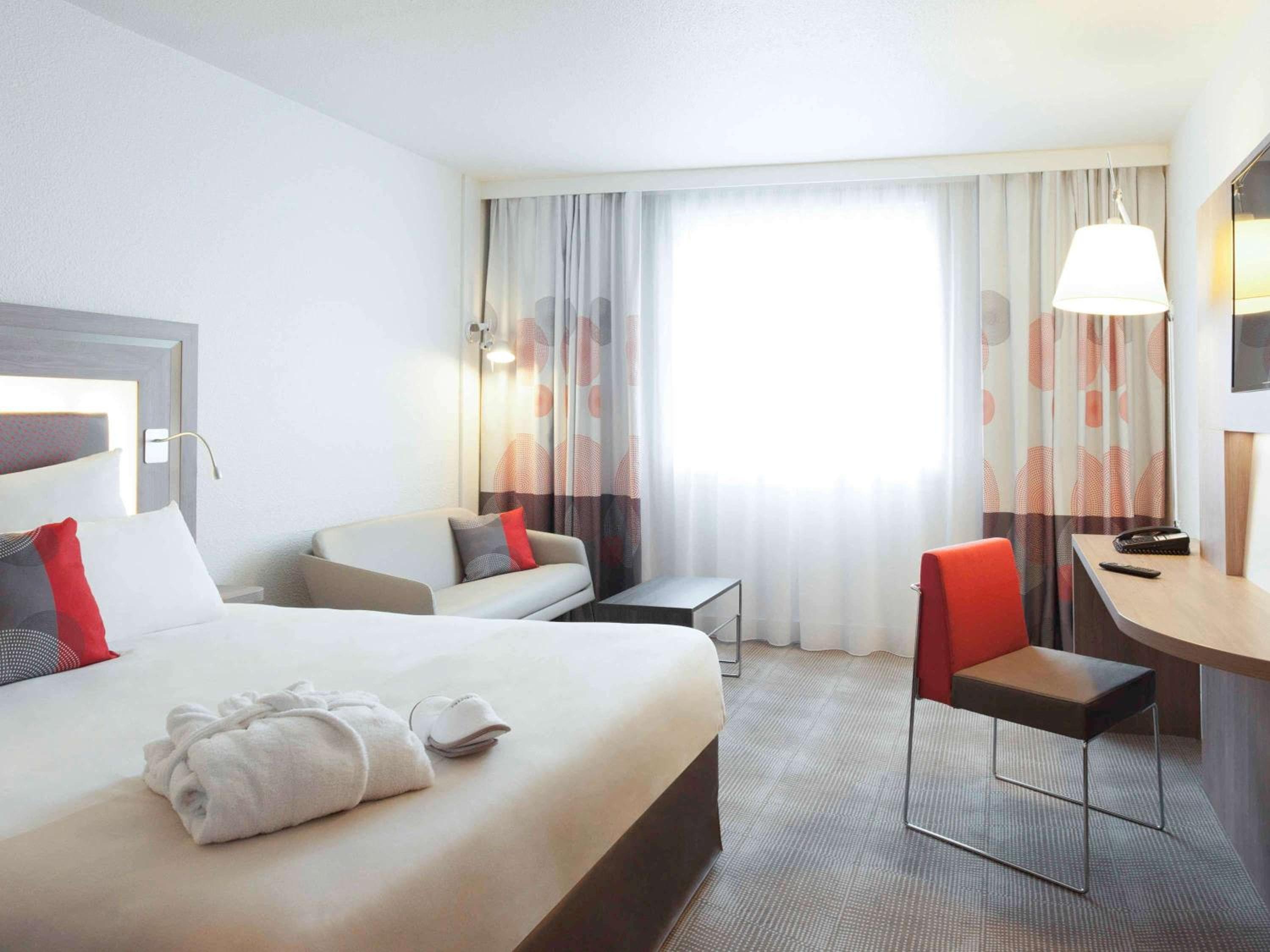 Novotel Paris 17 — 8