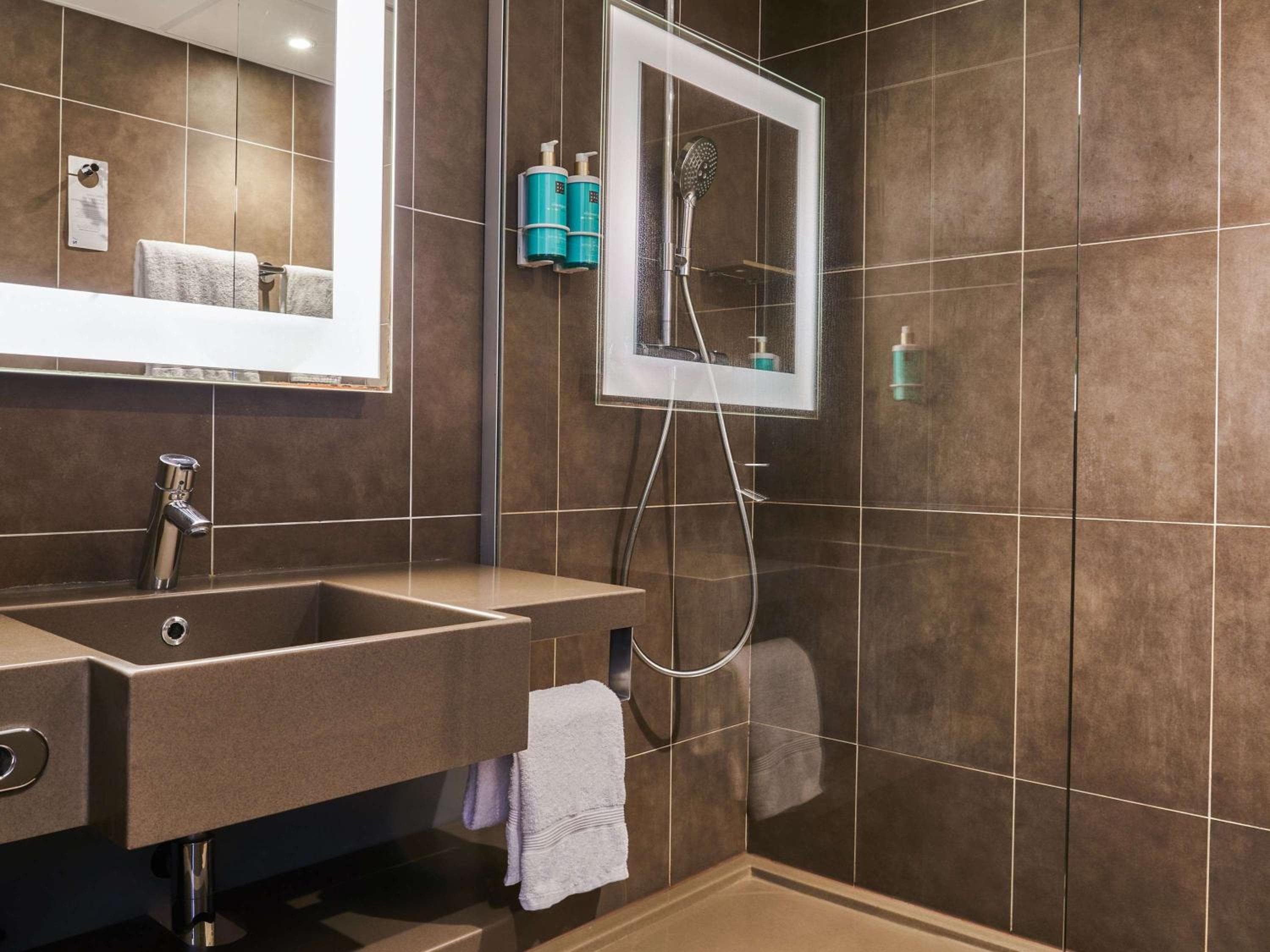 Novotel Paris 17 — 13