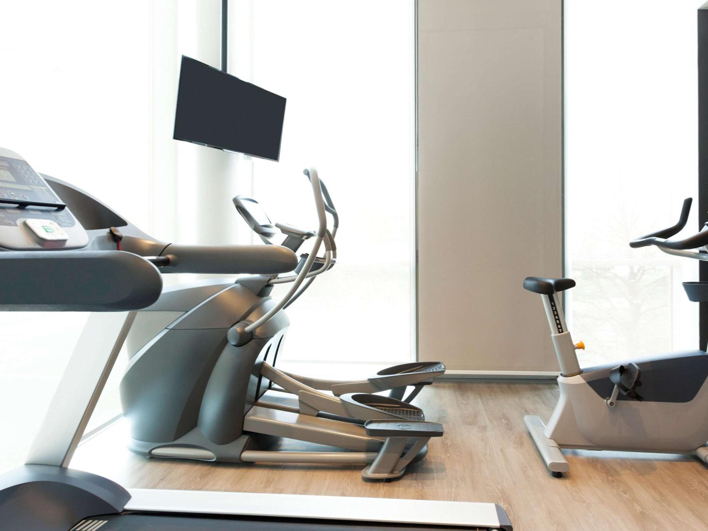 Novotel Paris 17 — 20