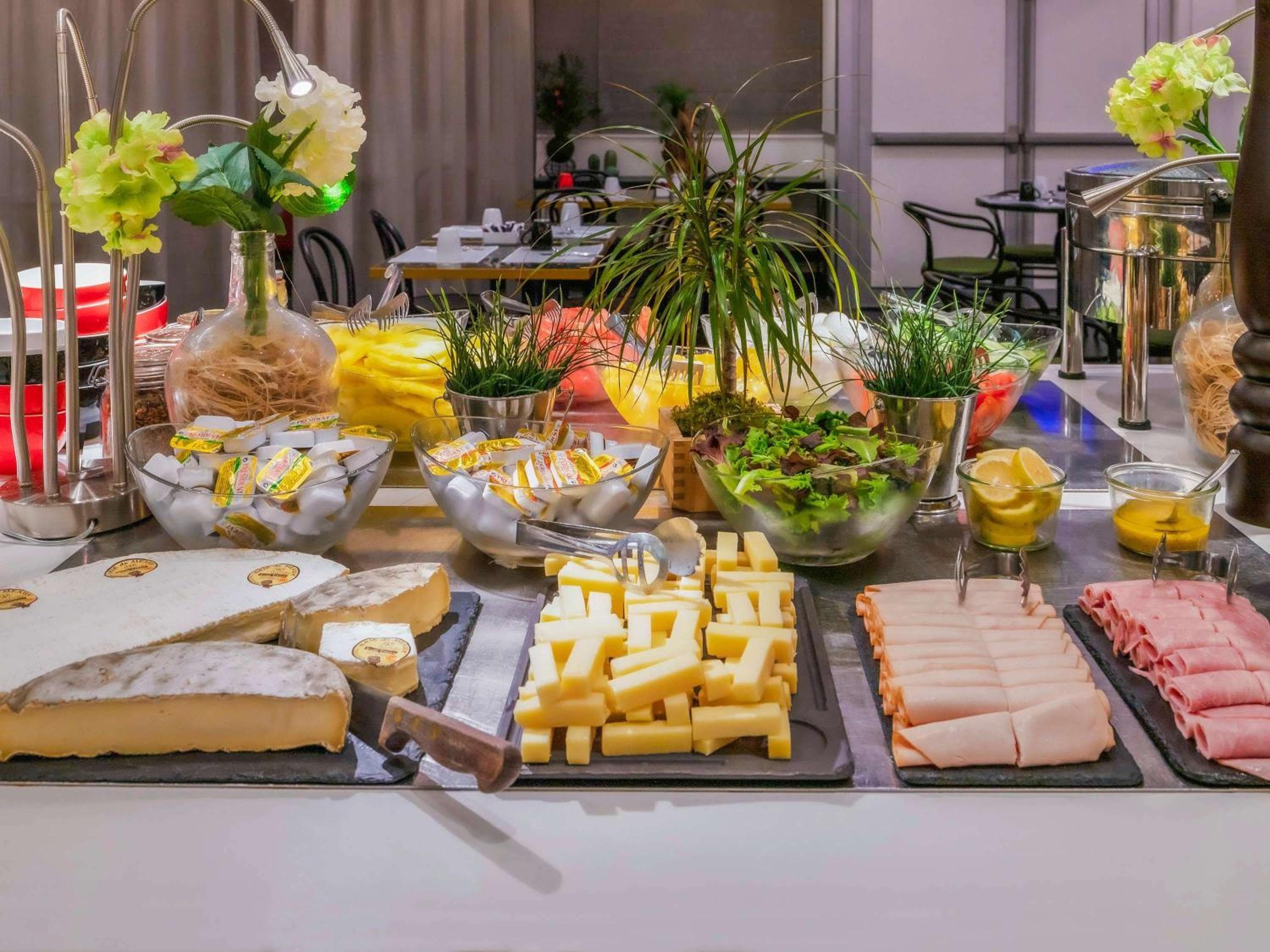 Novotel Paris 17 — 26