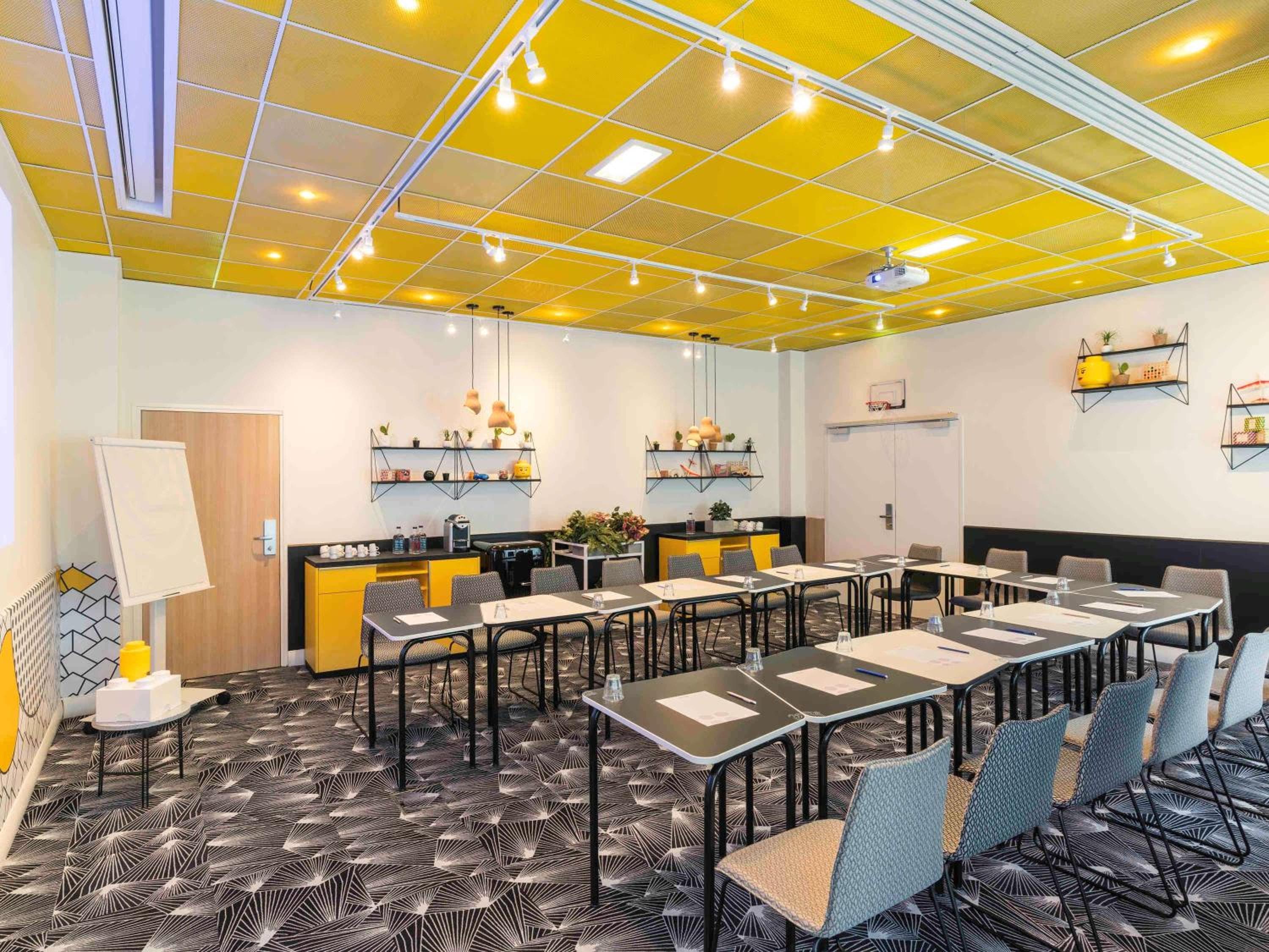 Novotel Paris Centre Gare Montparnasse — 8