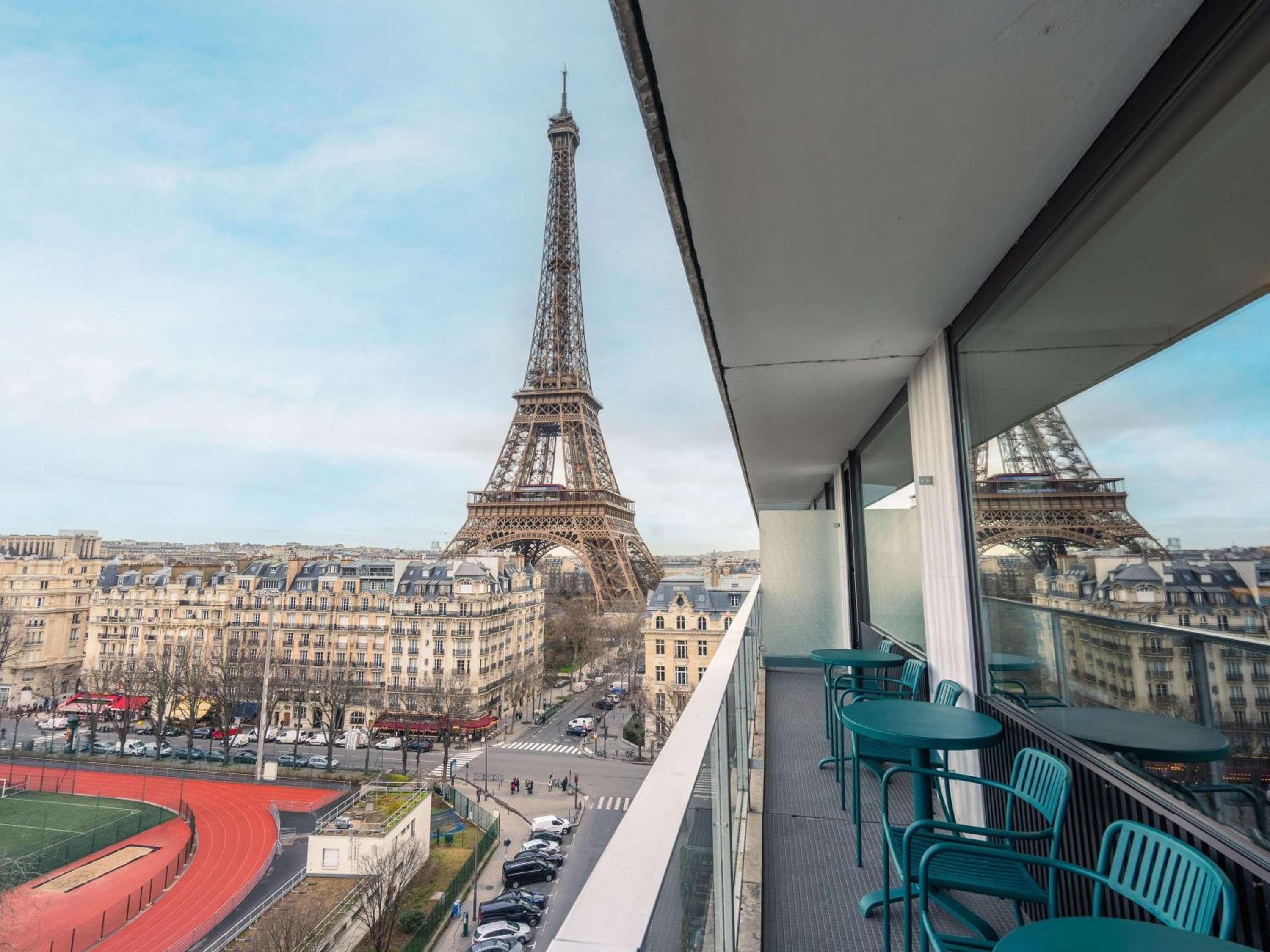 Pullman Paris Tour Eiffel — 8