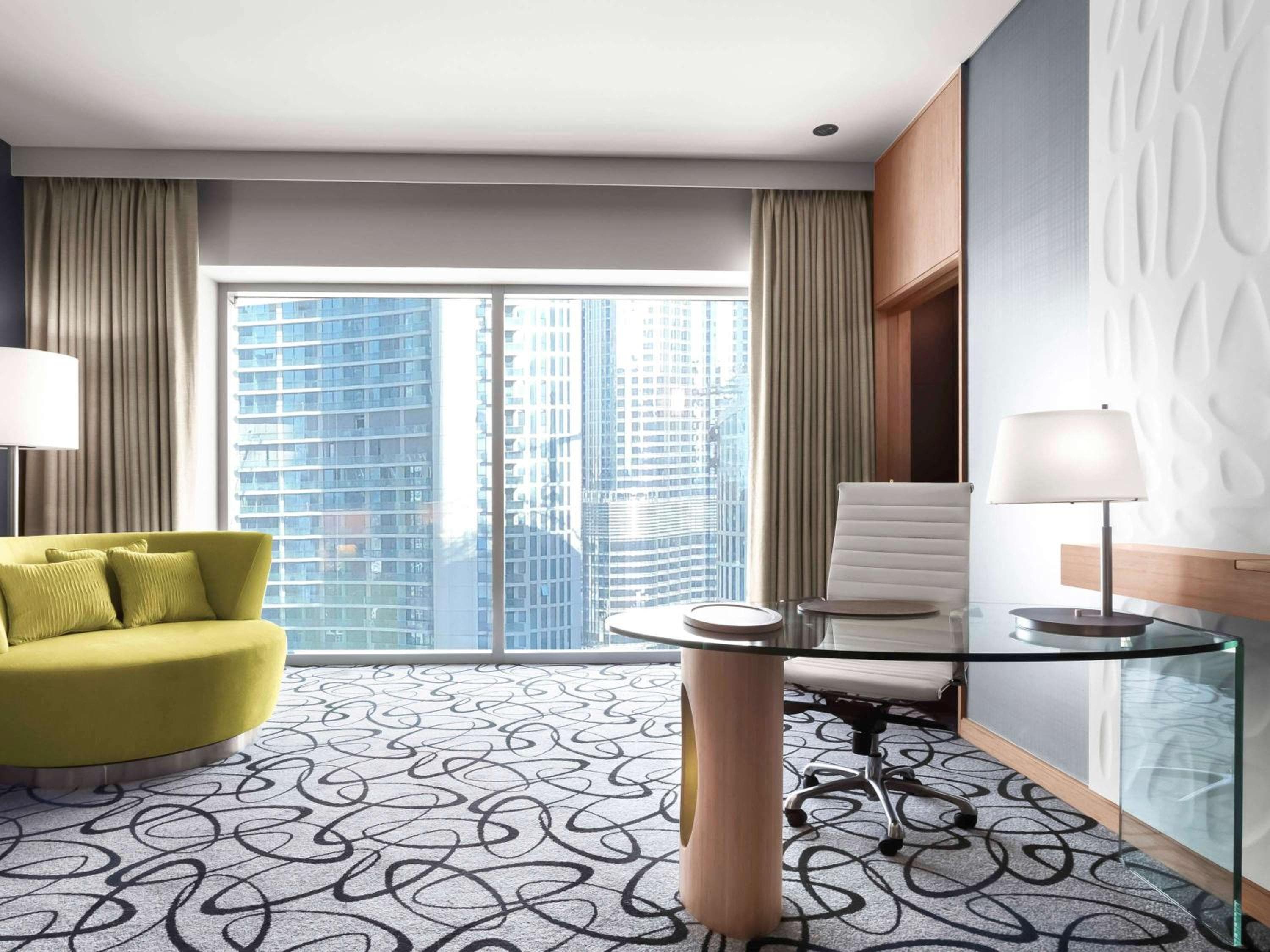 Sofitel Dubai Innenstadt — 16