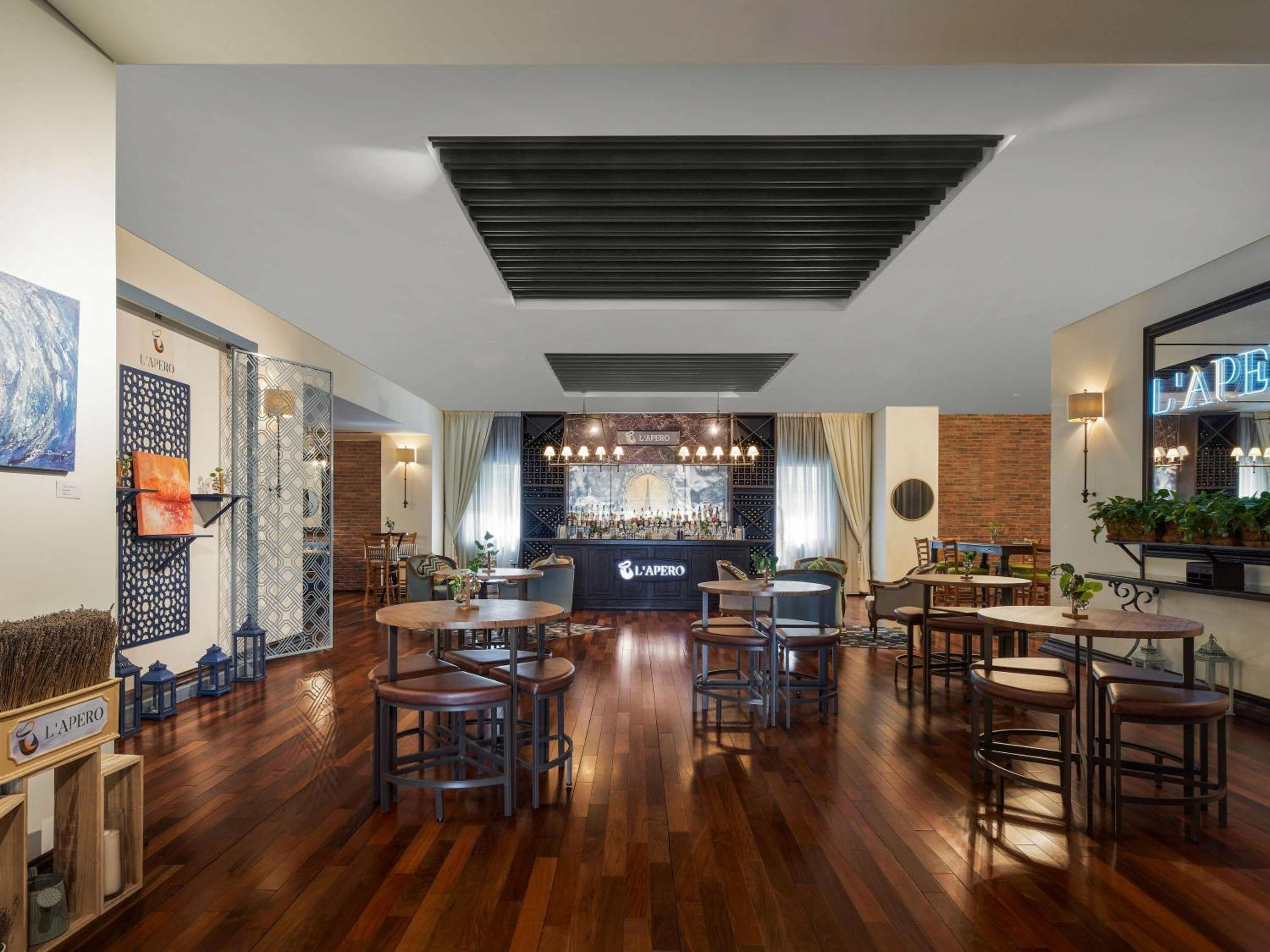 Sofitel Dubai Downtown — 16