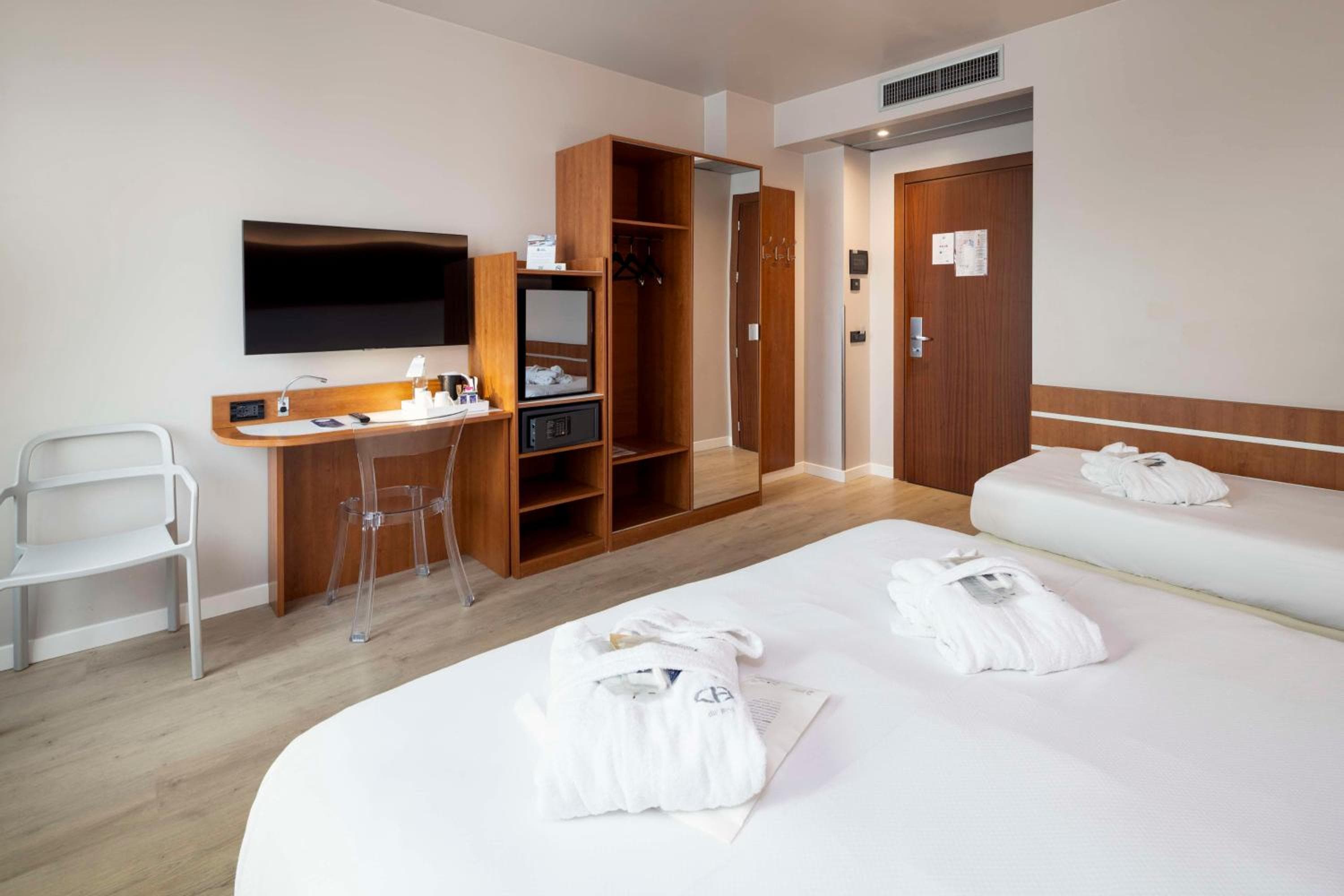 Hotel Best Western Madison — 15