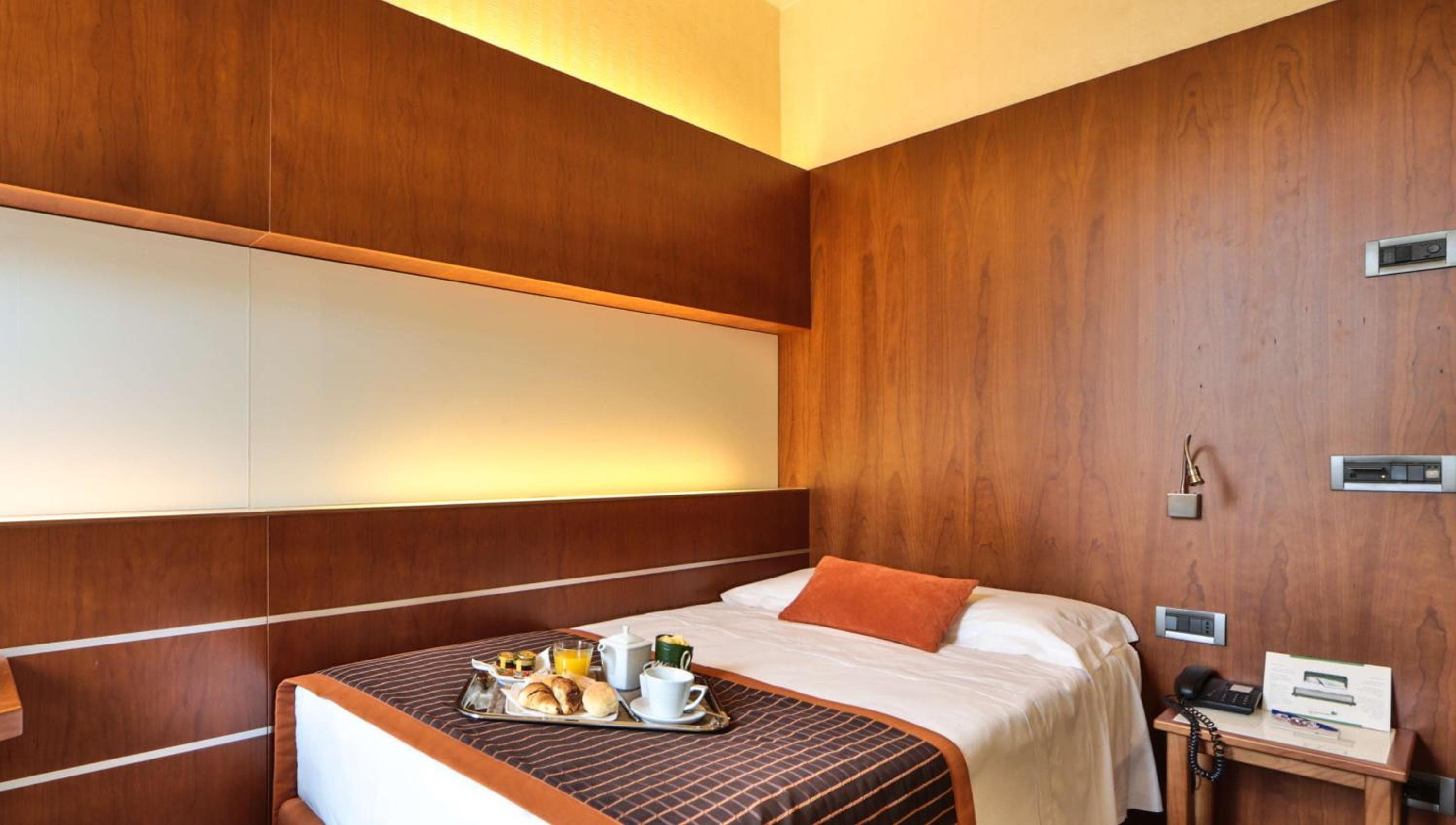 Hotel Best Western Madison — 19