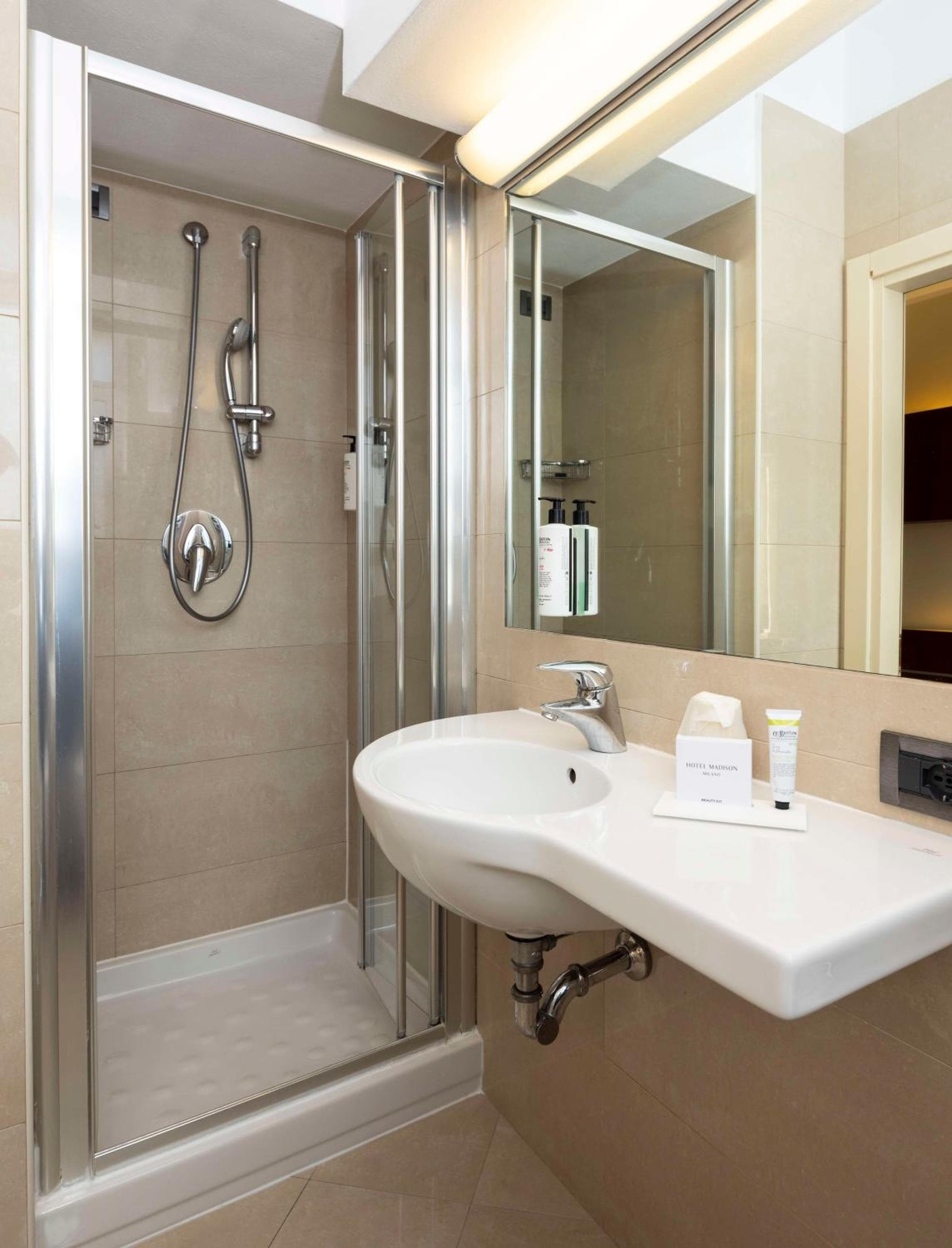 Best Western Madison Hotel — 10