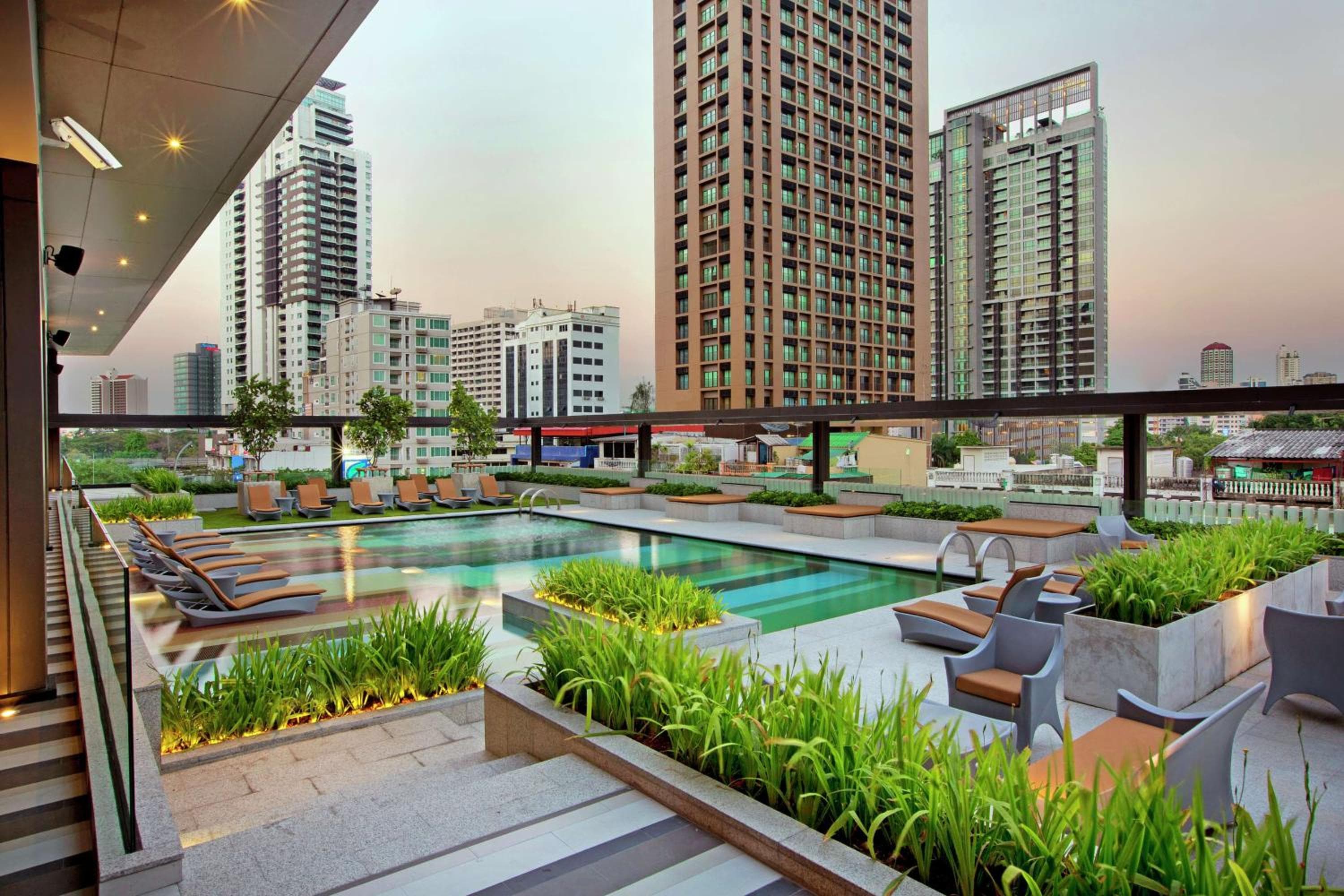 DoubleTree by Hilton Sukhumvit Bangkok — 4