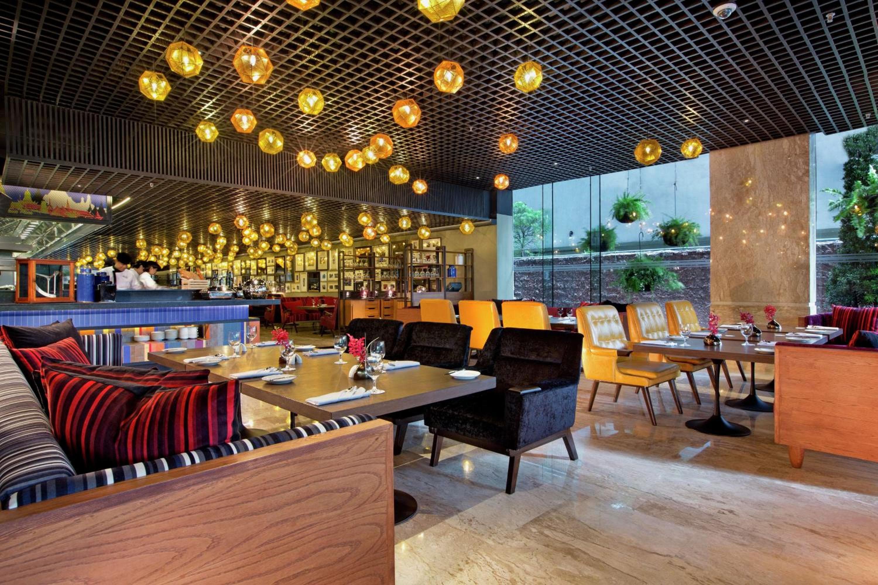 DoubleTree by Hilton Sukhumvit Bangkok — 6