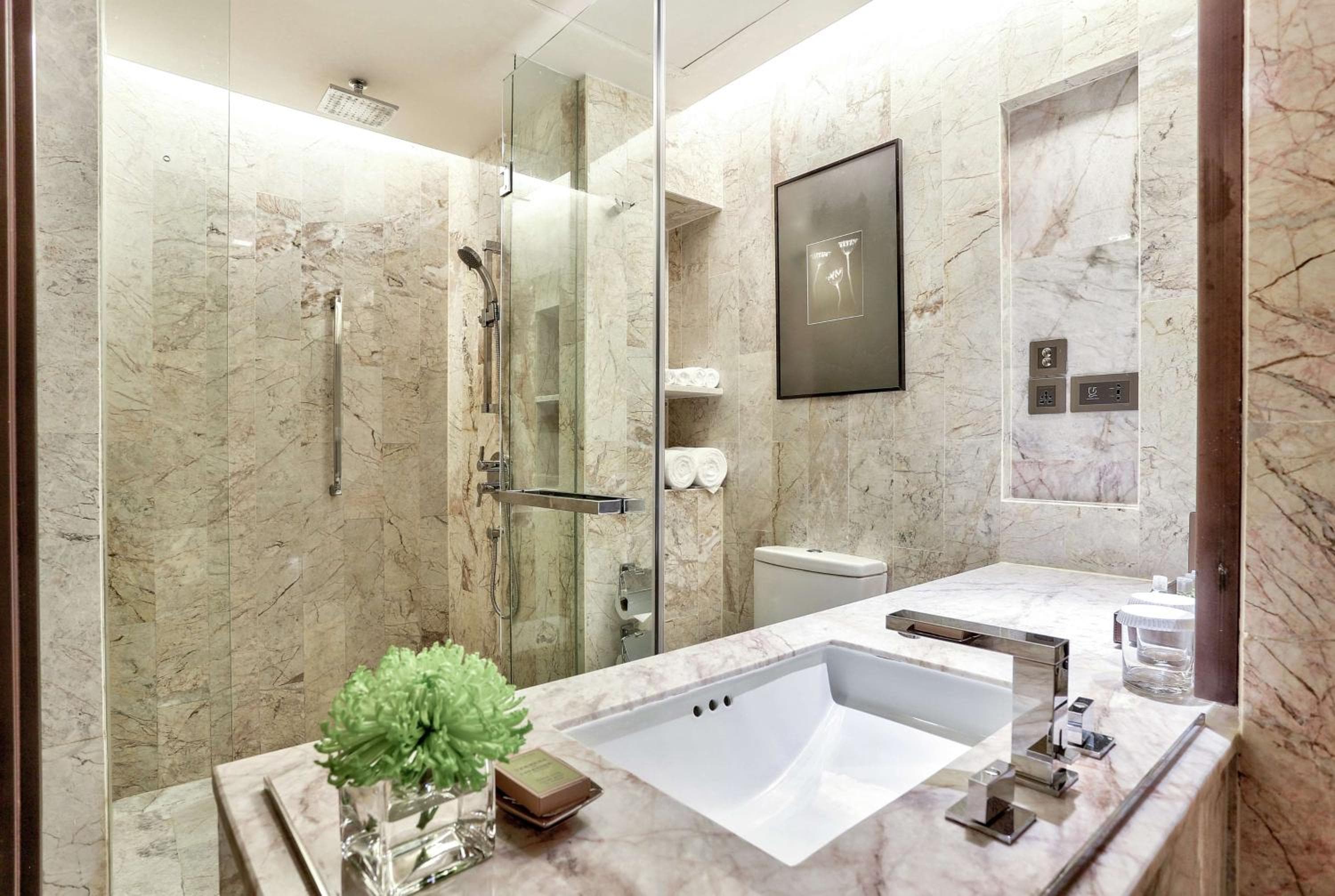 DoubleTree by Hilton Sukhumvit Bangkok — 4