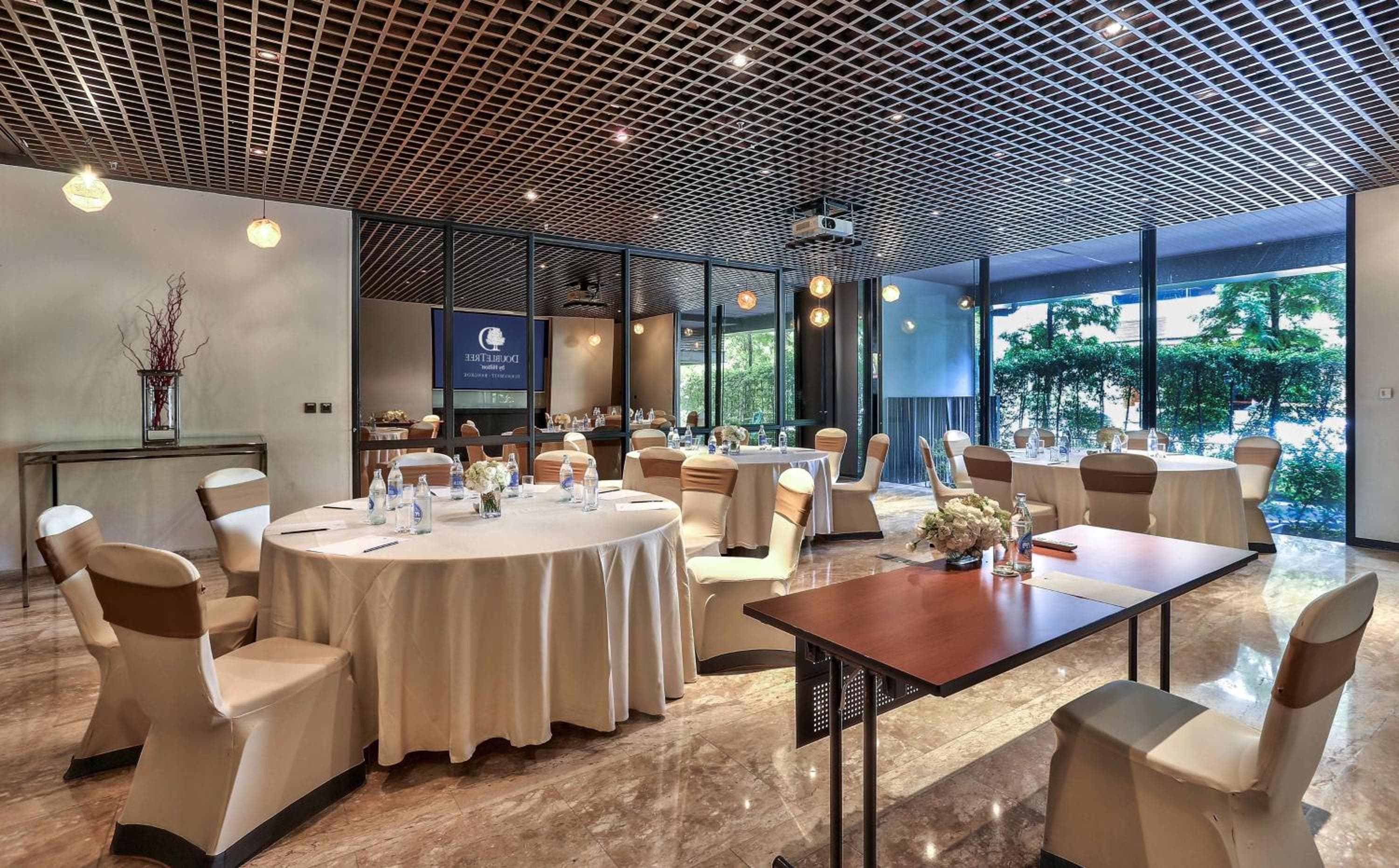 DoubleTree by Hilton Sukhumvit Bangkok — 17