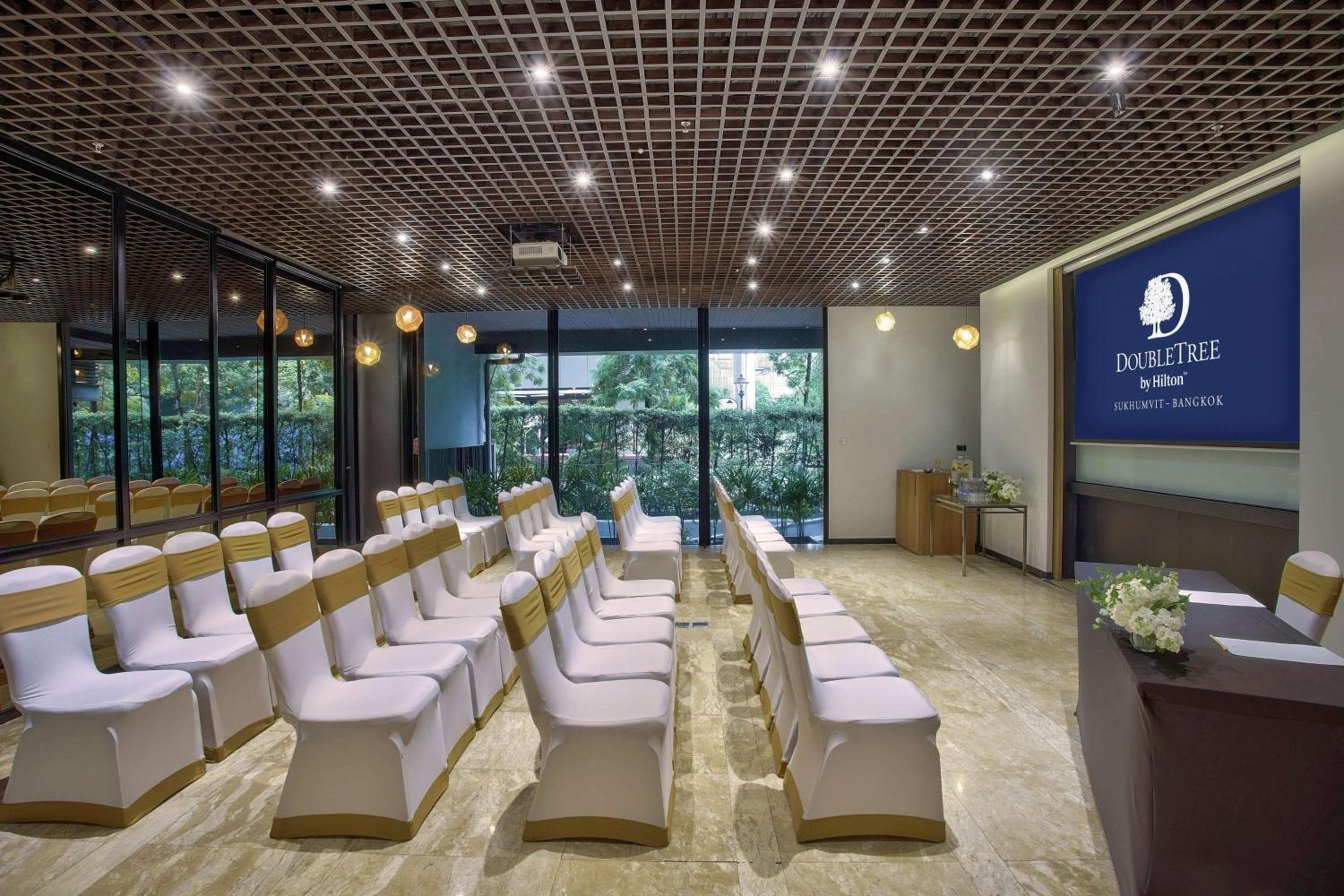 DoubleTree by Hilton Sukhumvit Bangkok — 19