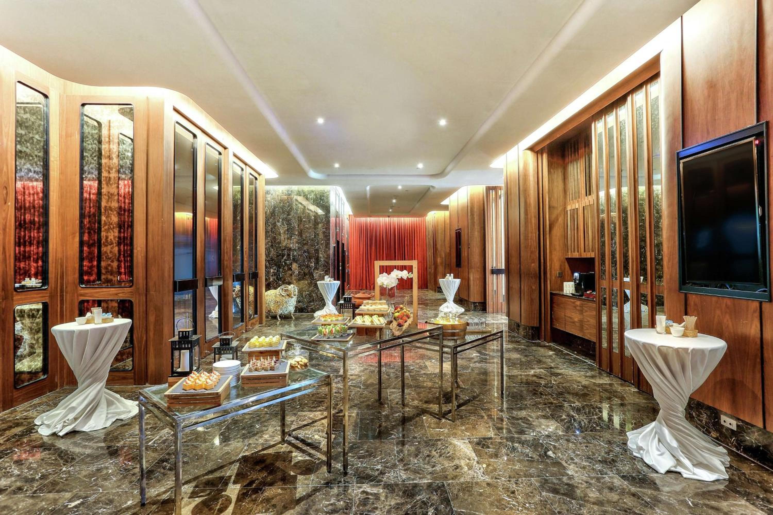 DoubleTree by Hilton Sukhumvit Bangkok — 22